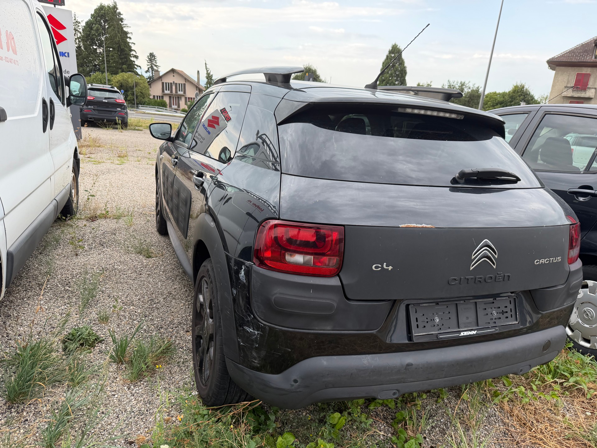 CITROEN C4 Cactus 1.2 e-THP Shine Edition-image-3