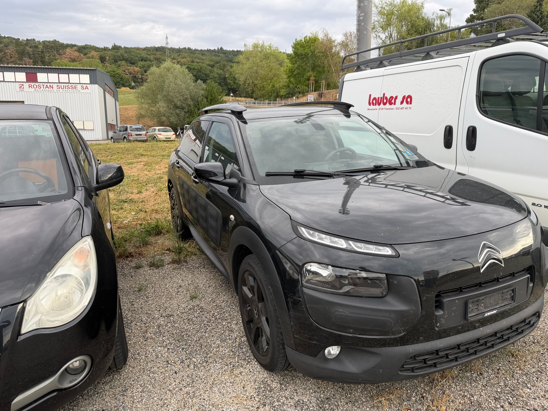 CITROEN C4 Cactus 1.2 e-THP Shine Edition-image-1