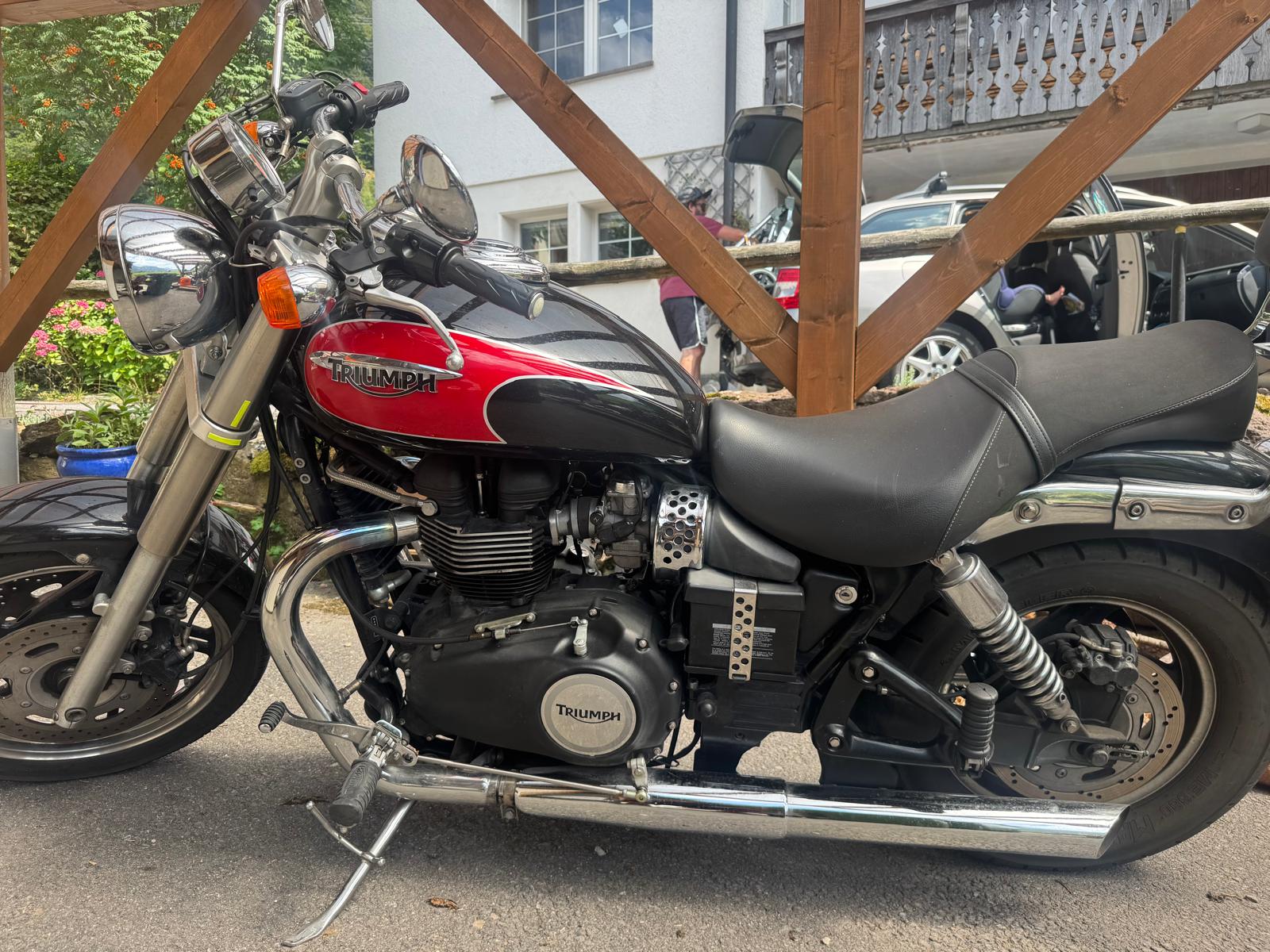 TRIUMPH Speedmaster 900 i-image-1