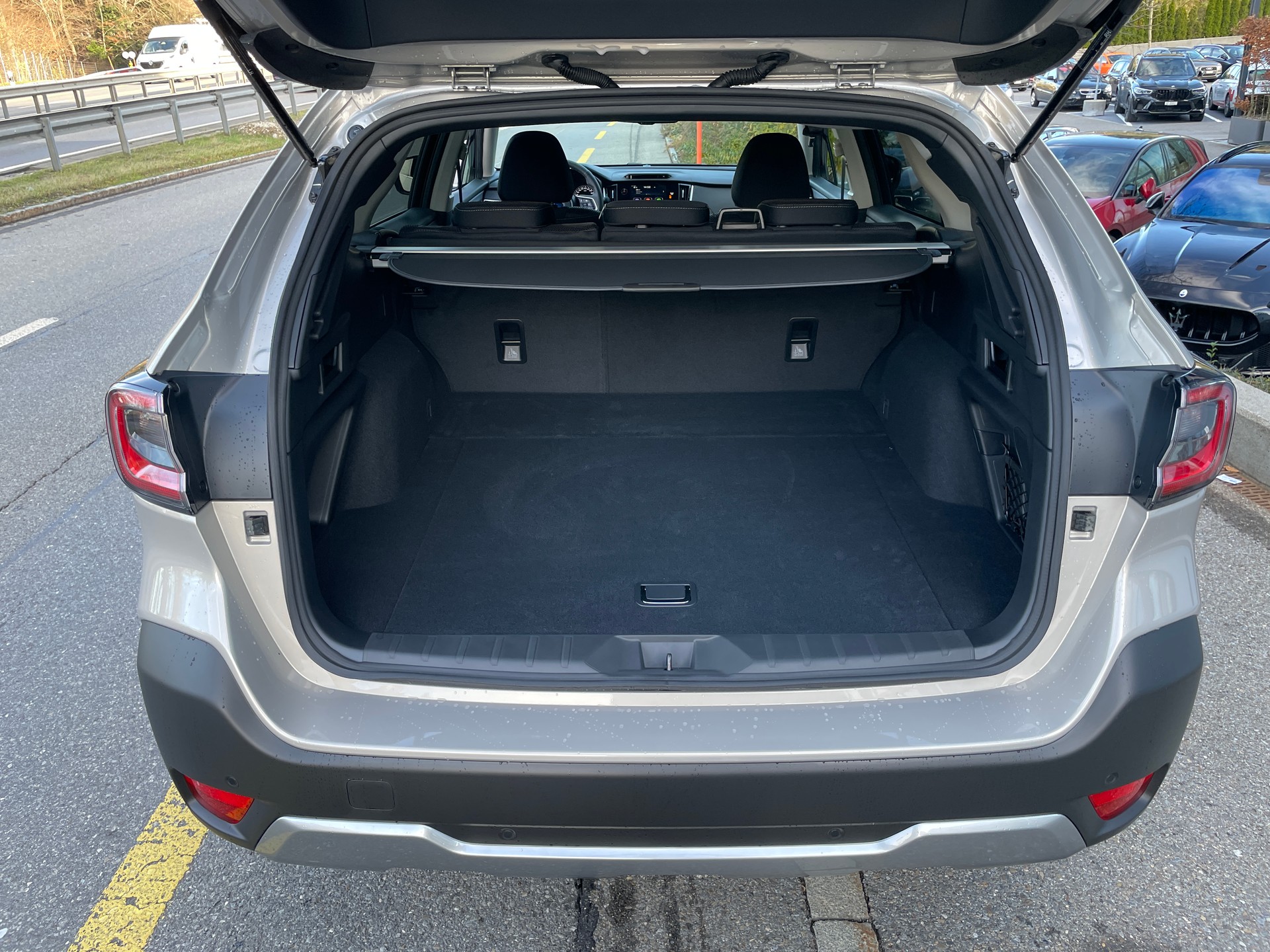 SUBARU Outback 2.5i Advantage AWD Lineartronic-image-6