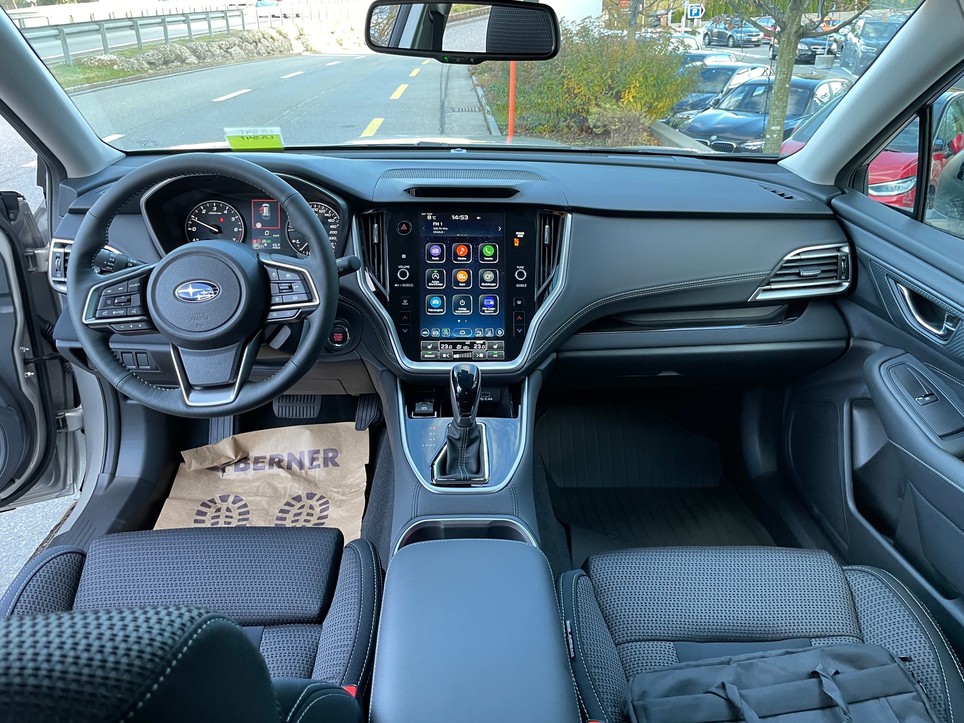 SUBARU Outback 2.5i Advantage AWD Lineartronic-image-18