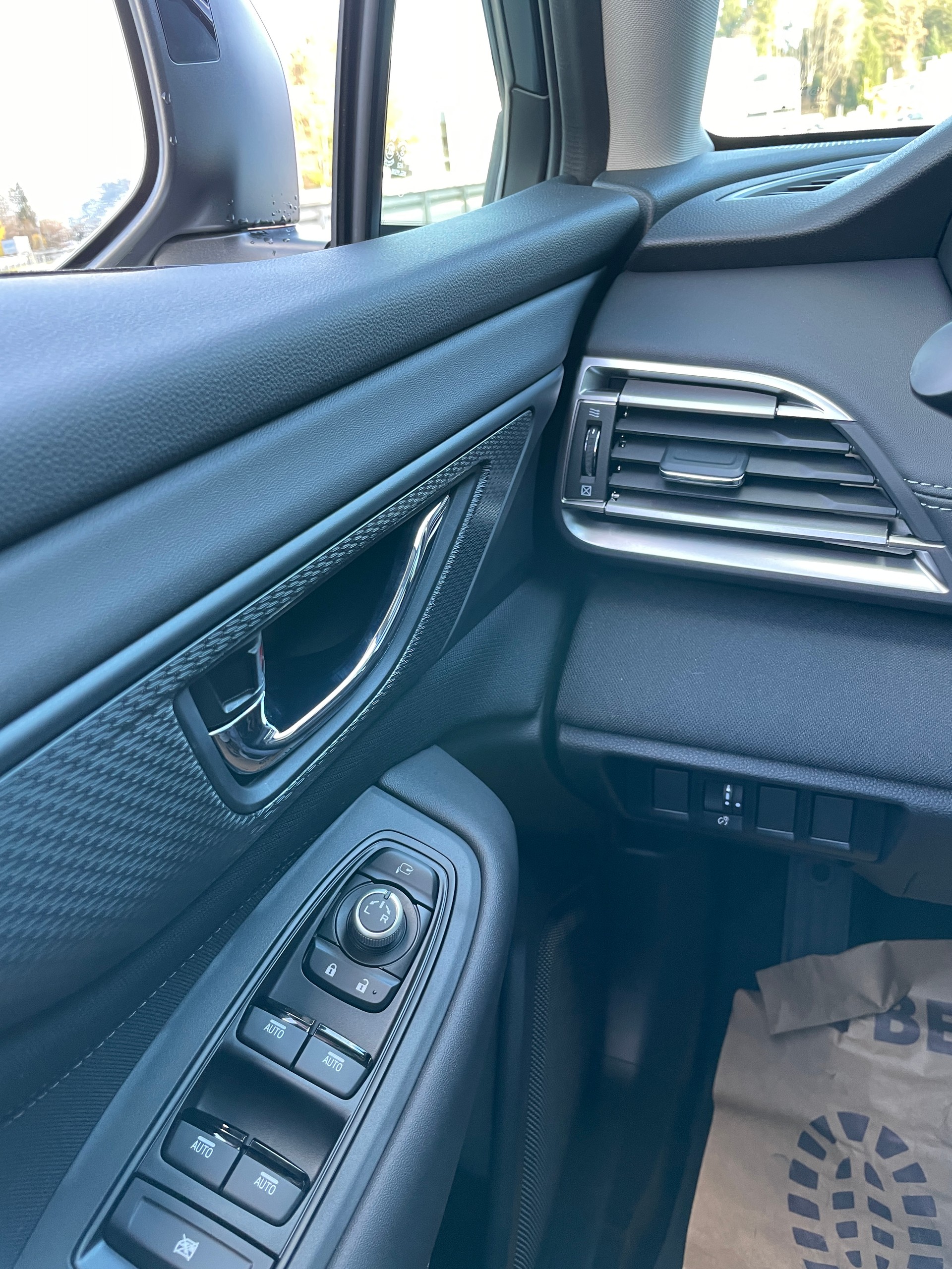 SUBARU Outback 2.5i Advantage AWD Lineartronic-image-23