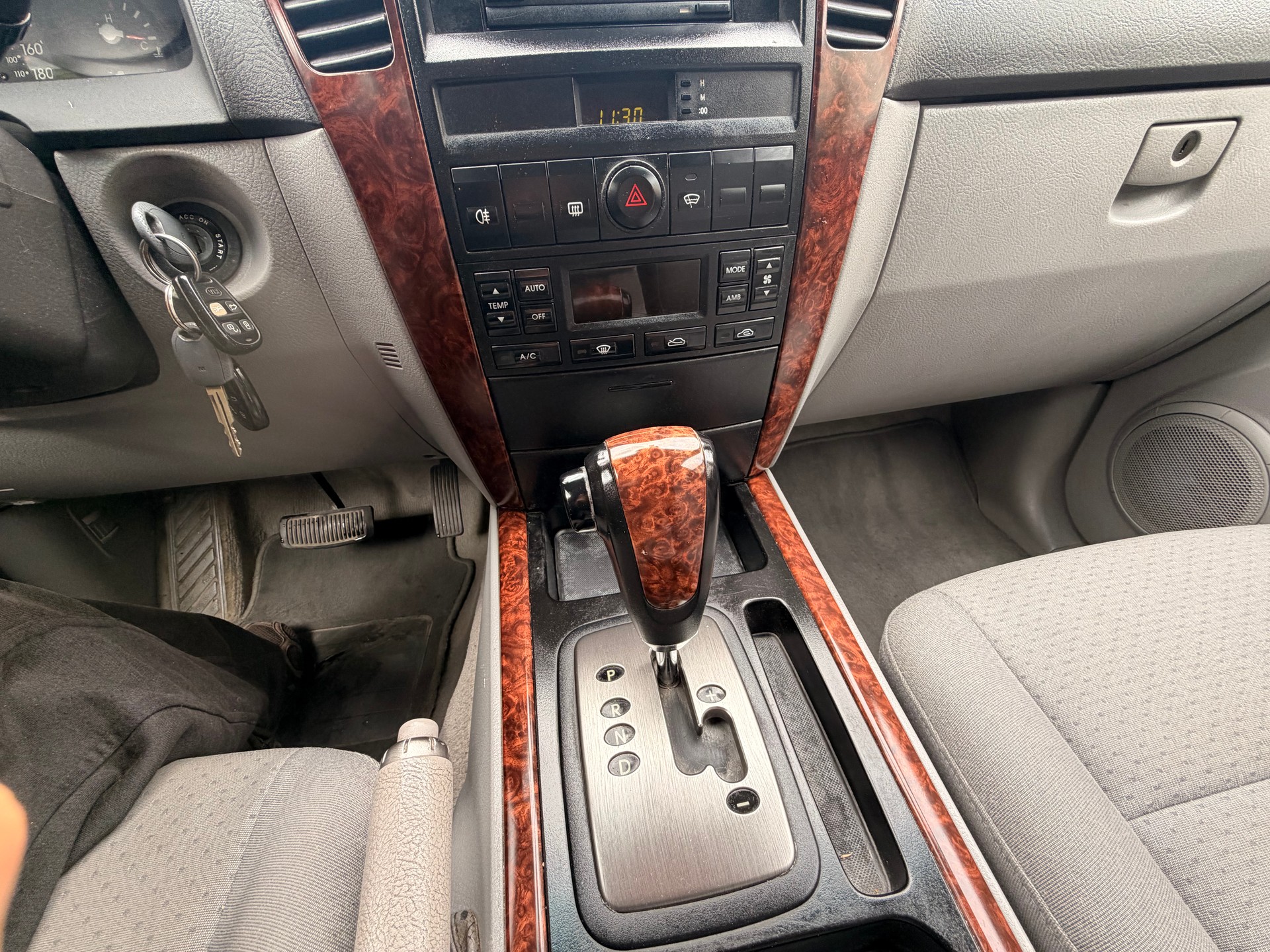 KIA Sorento 2.5 CRDI Carat-image-23