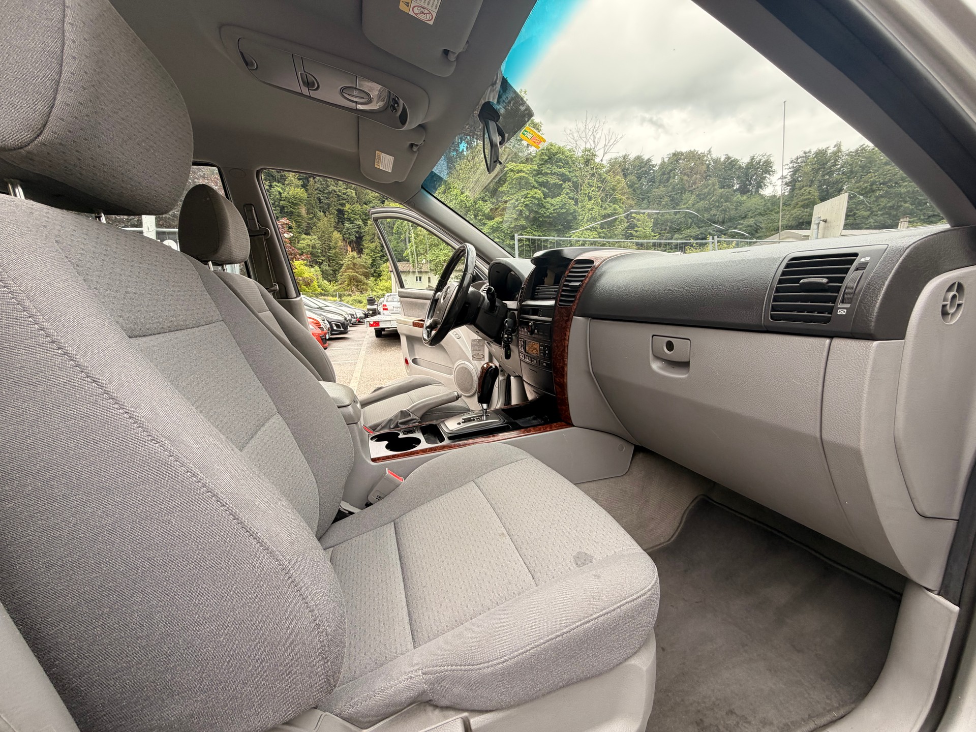 KIA Sorento 2.5 CRDI Carat-image-12