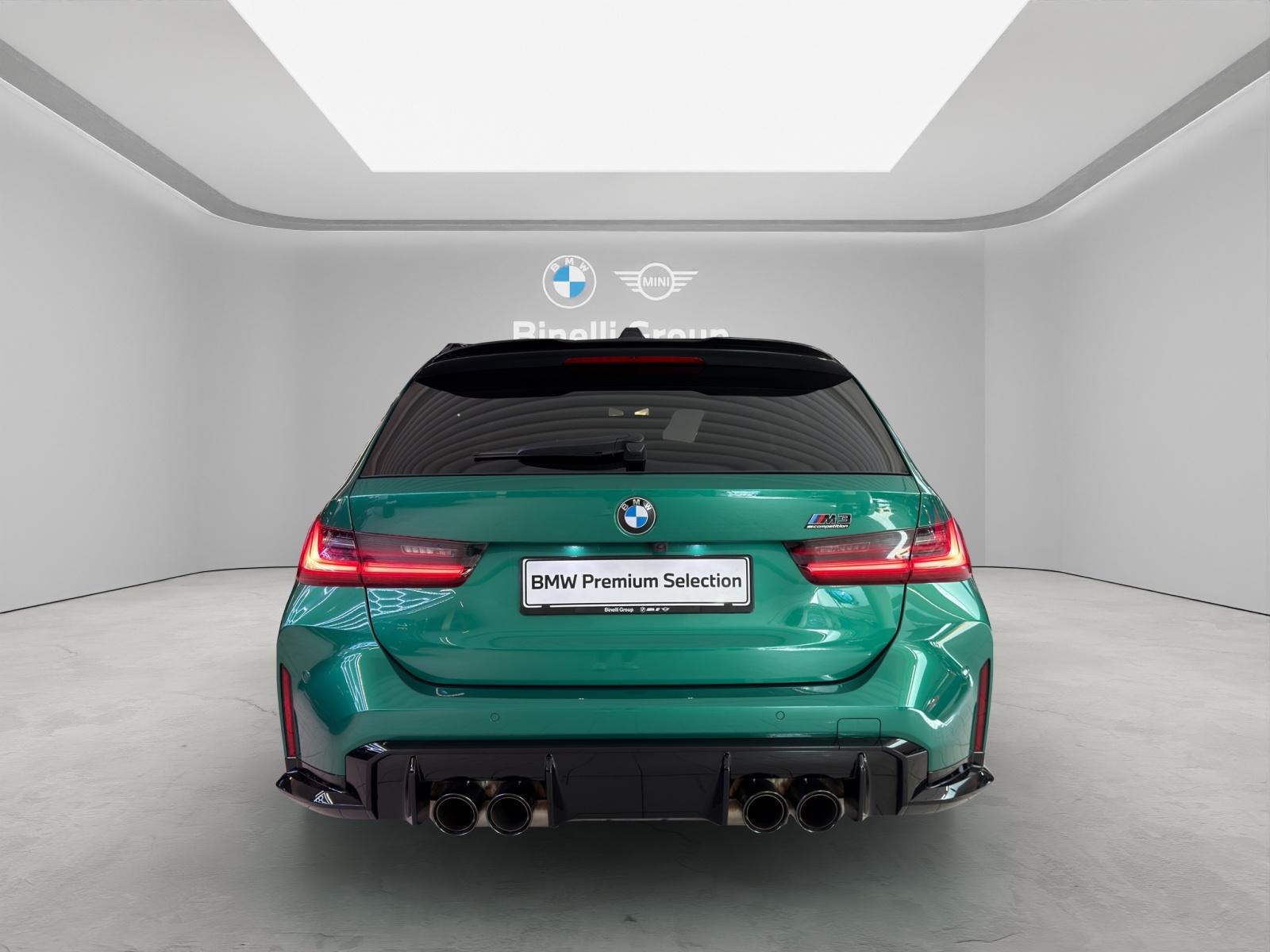 BMW M3 Competition xDrive Touring-image-9