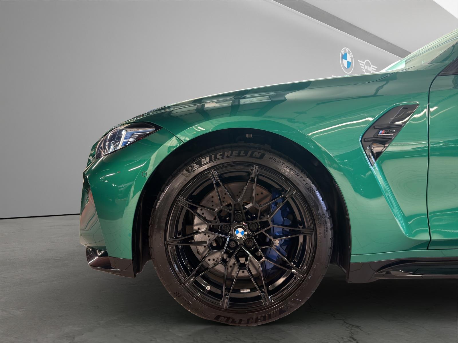 BMW M3 Competition xDrive Touring-showroom-element-1