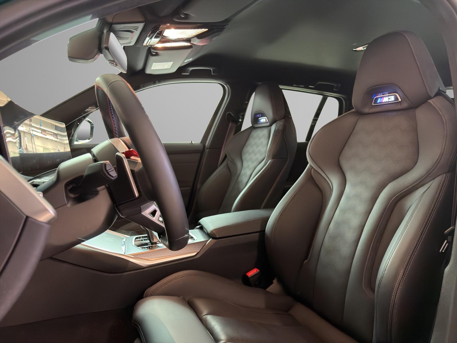 BMW M3 Competition xDrive Touring-image-12