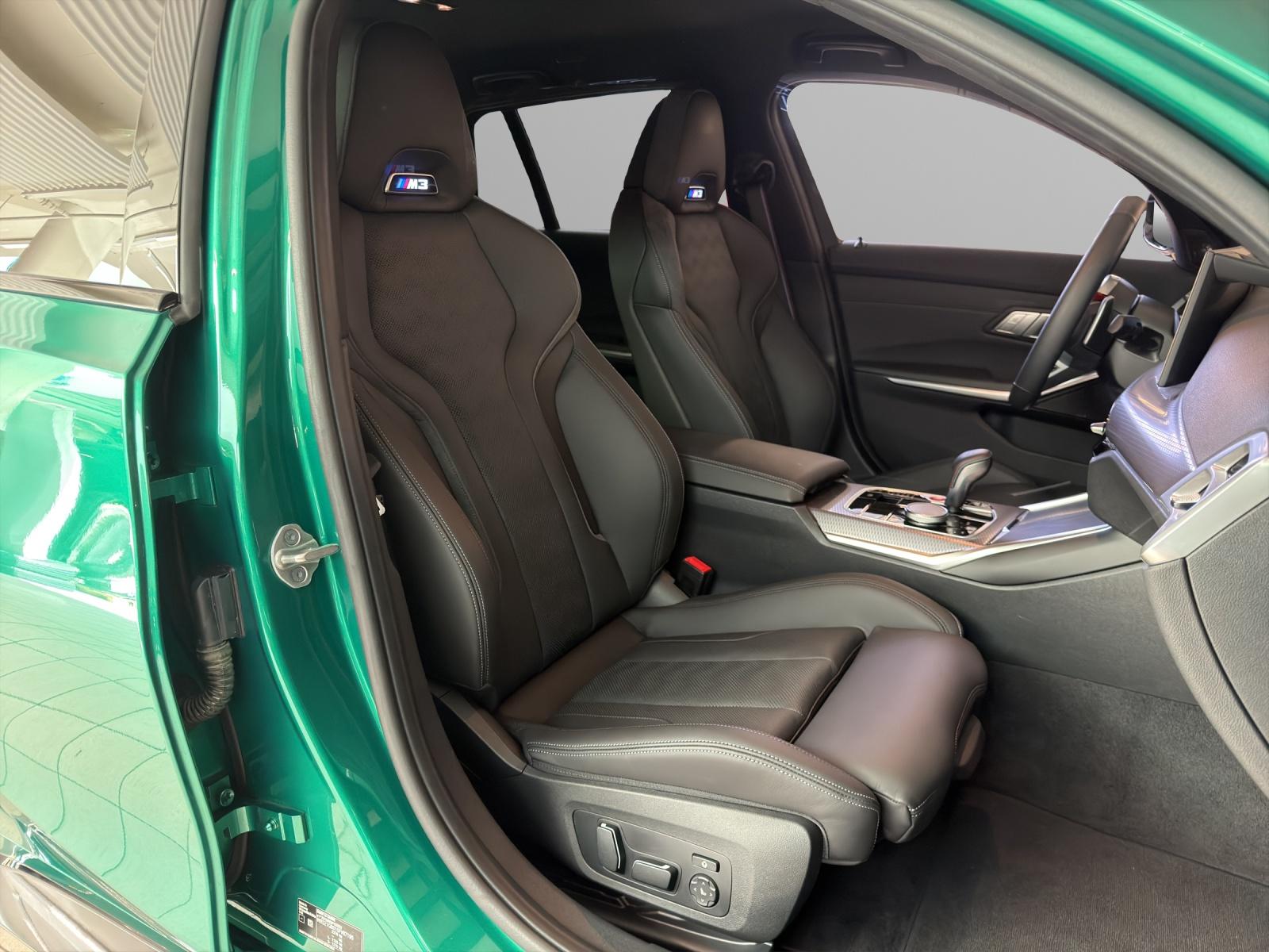 BMW M3 Competition xDrive Touring-image-19