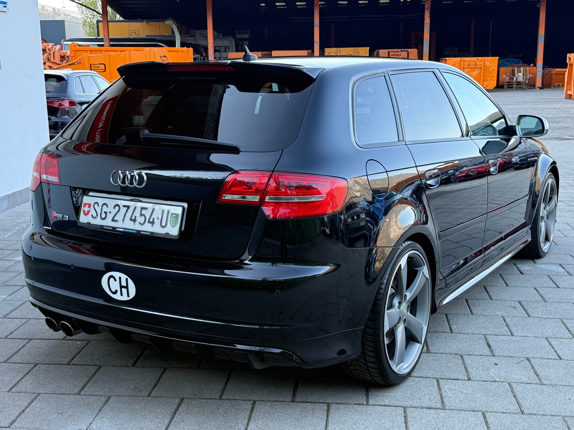 AUDI RS3-image-5