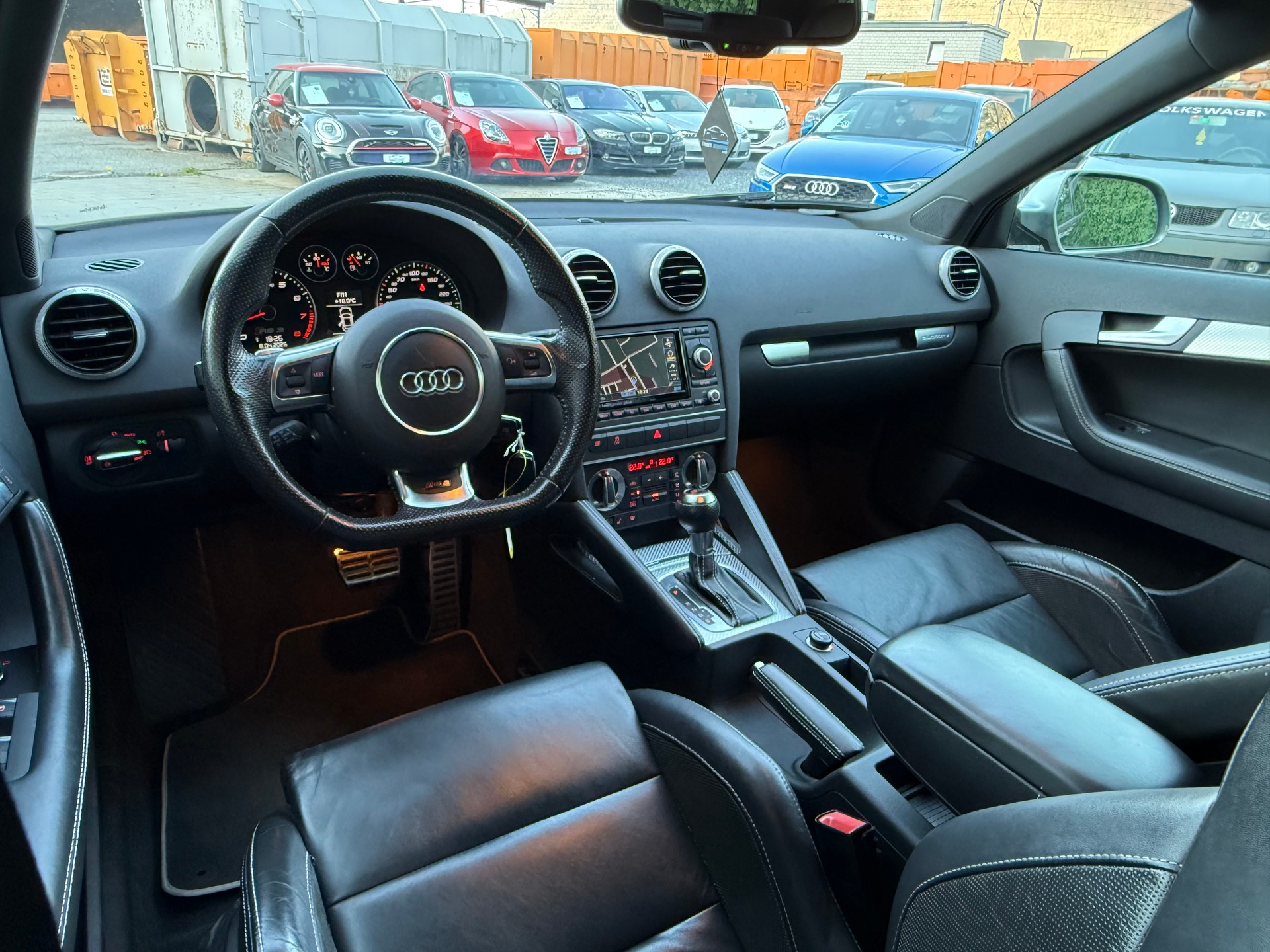 AUDI RS3-image-11