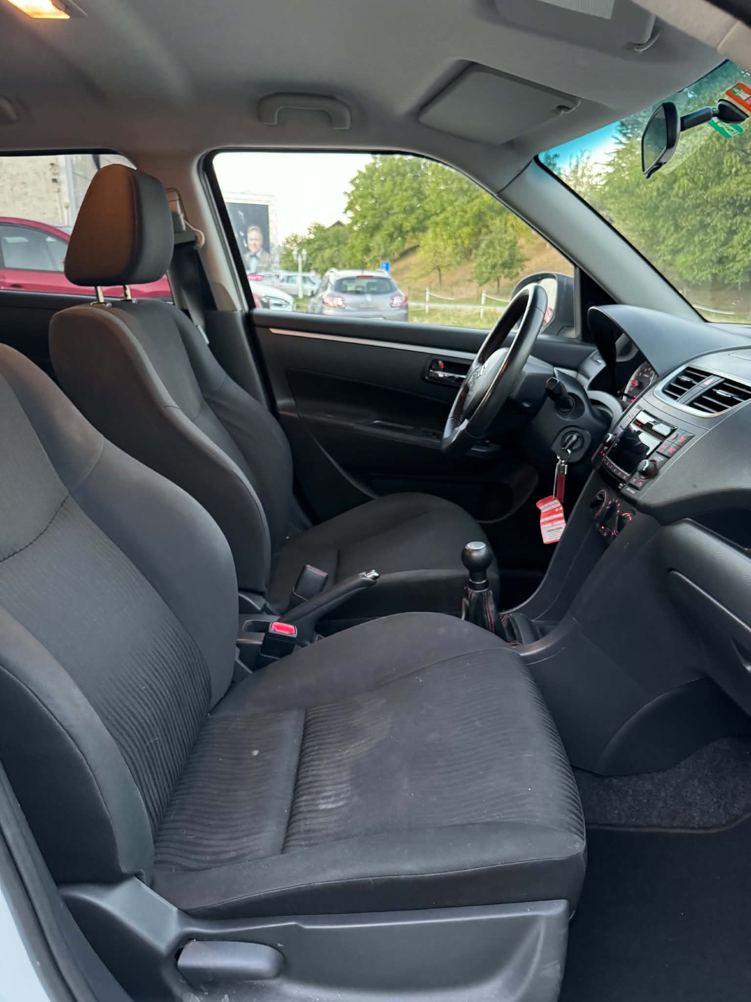 SUZUKI Swift 1.2i 16V GL-image-9