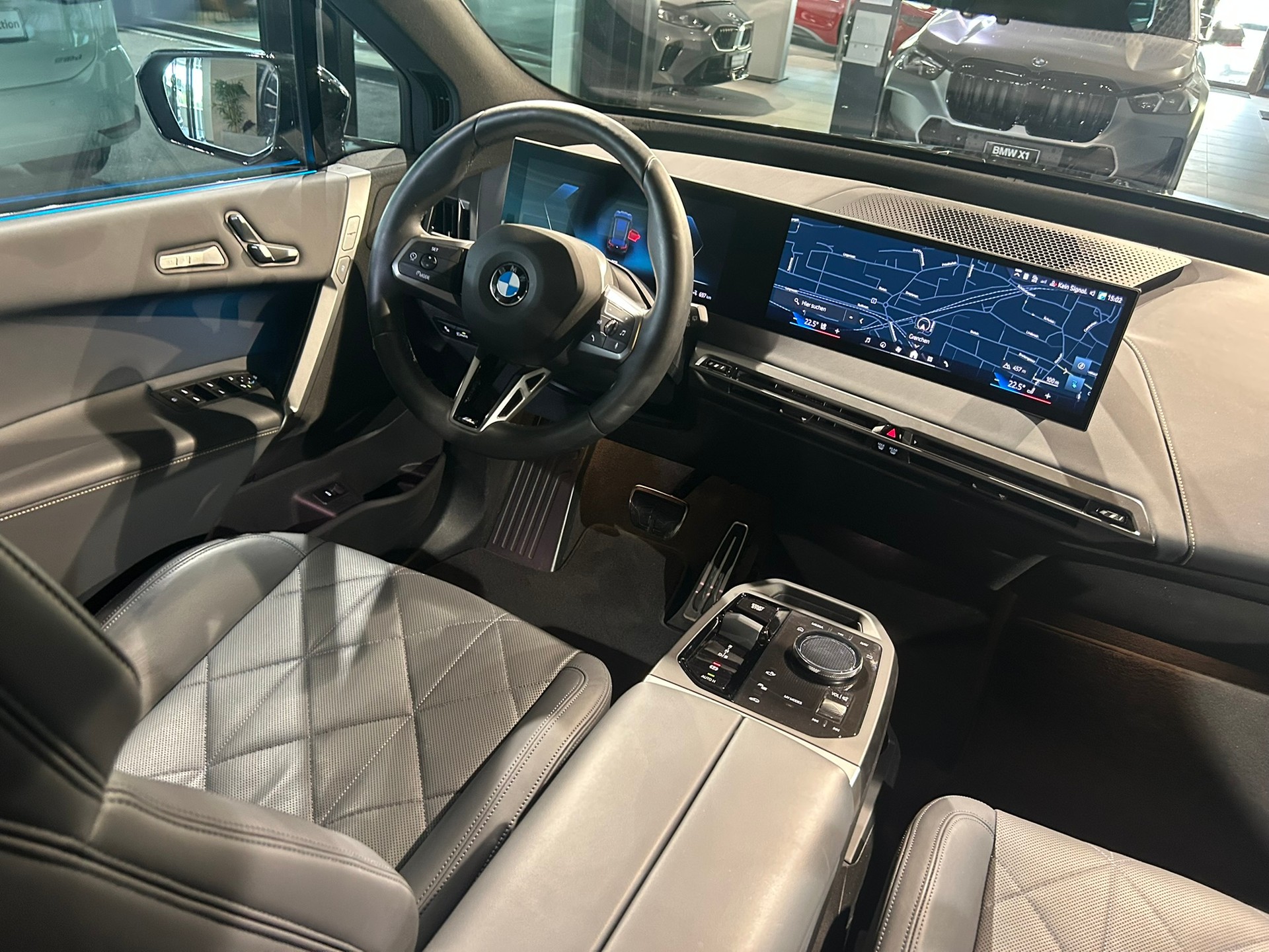 BMW iX xDrive60 M Sport Pro-image-27