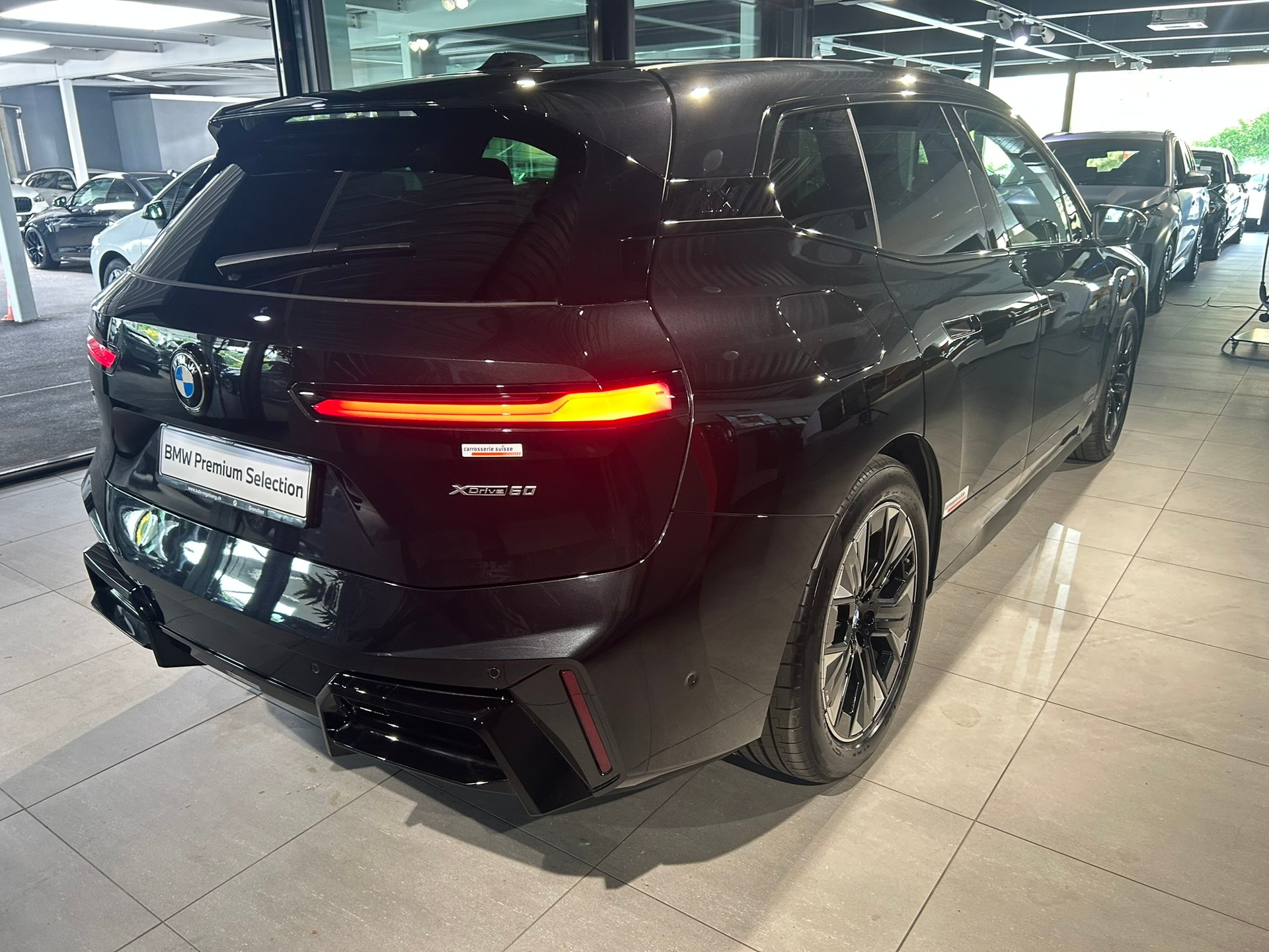 BMW iX xDrive60 M Sport Pro-image-9