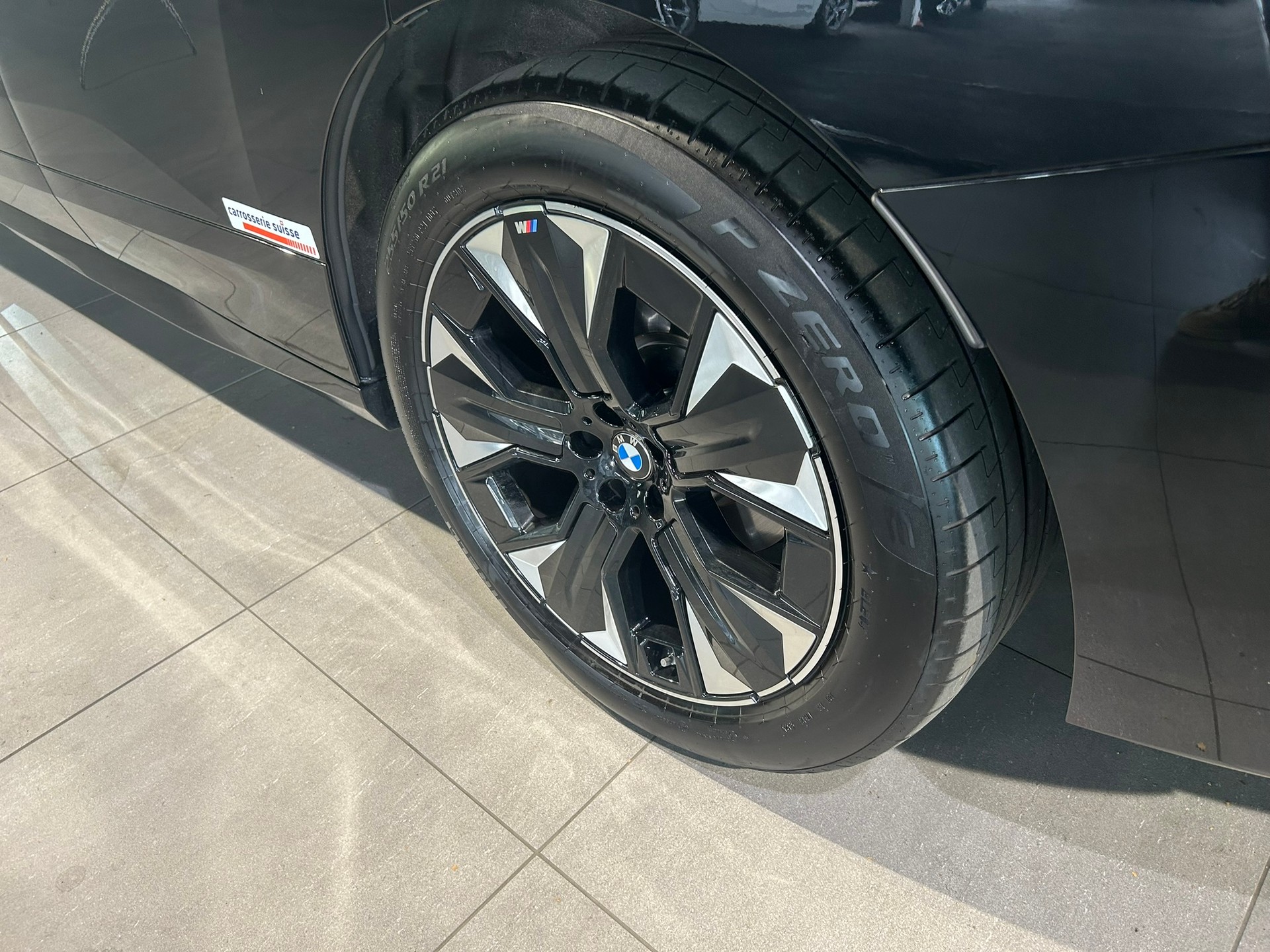 BMW iX xDrive60 M Sport Pro-image-15