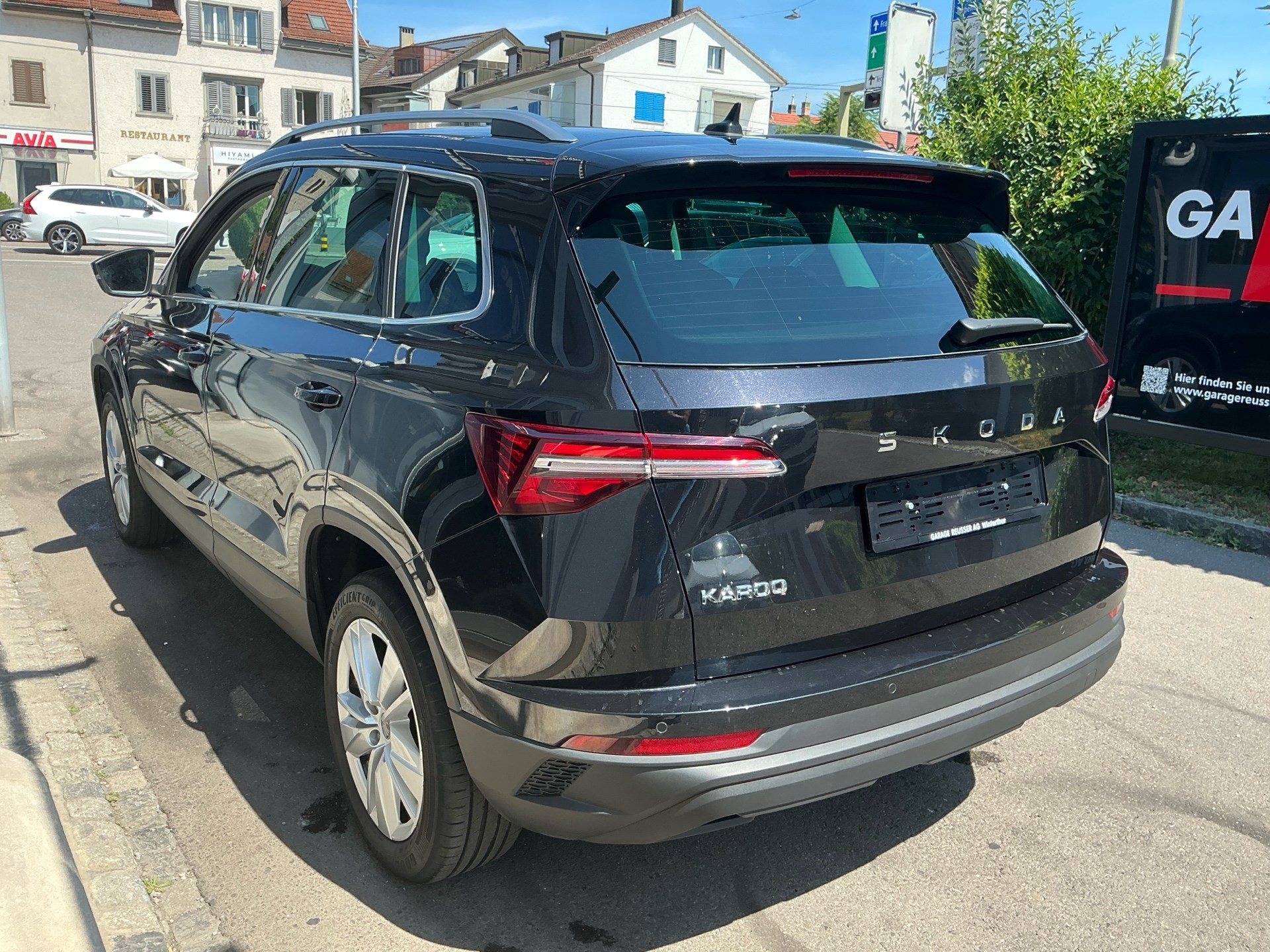 SKODA Karoq Selection *** ACC & RÜCKFAHRKAMERA ***-image-5