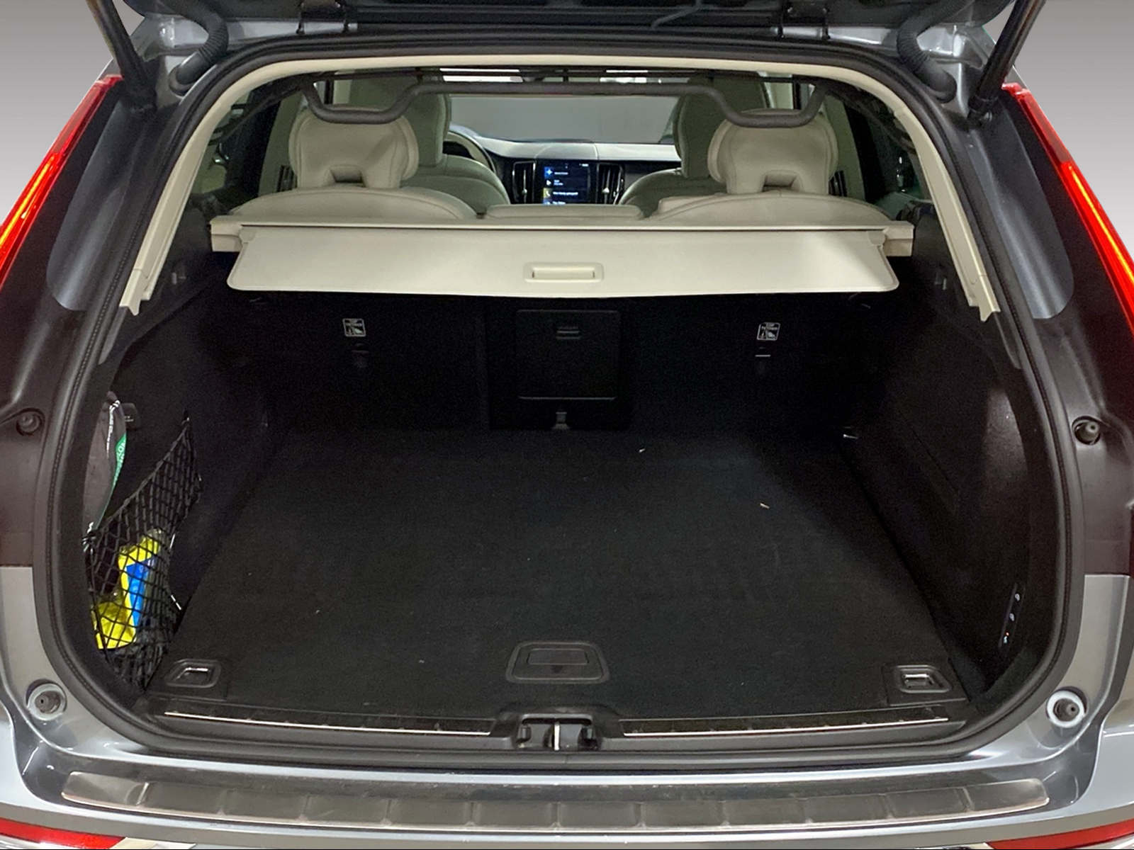 VOLVO XC60 2.0 T8 TE Inscription eAWD-image-14