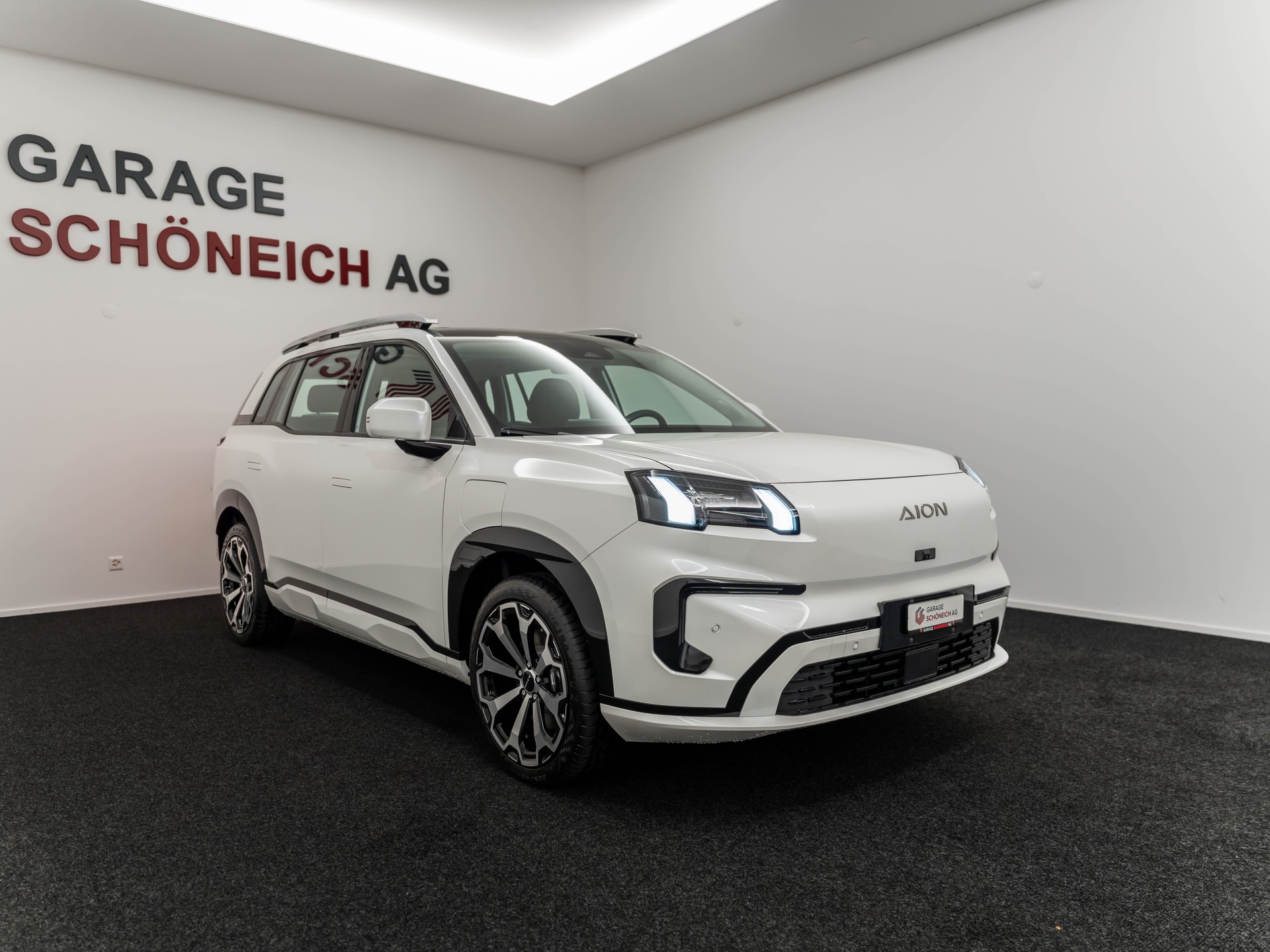 GAC AION V-showroom-element-3