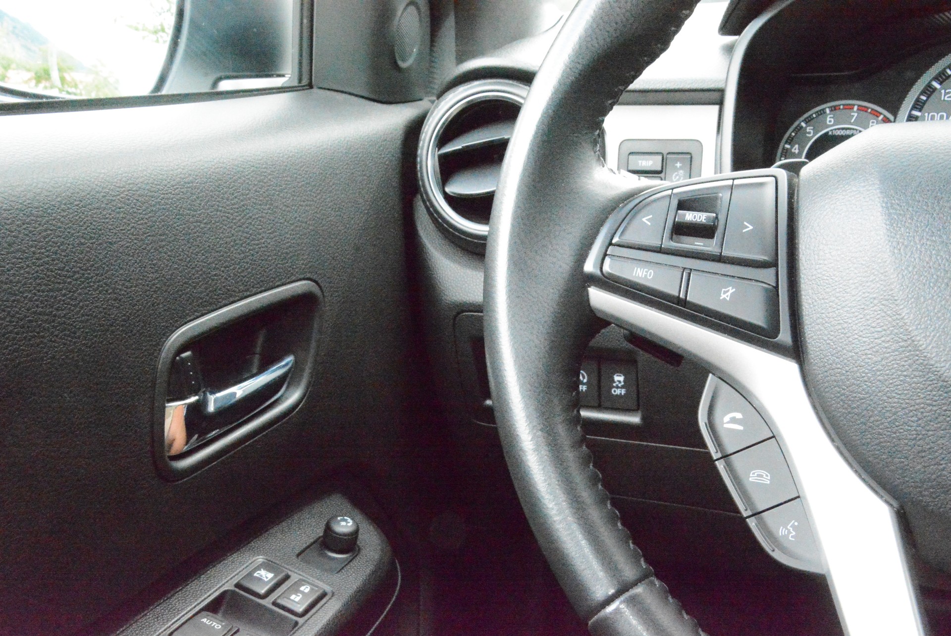 SUZUKI Ignis 1.2i Generation Top Hybrid-image-12