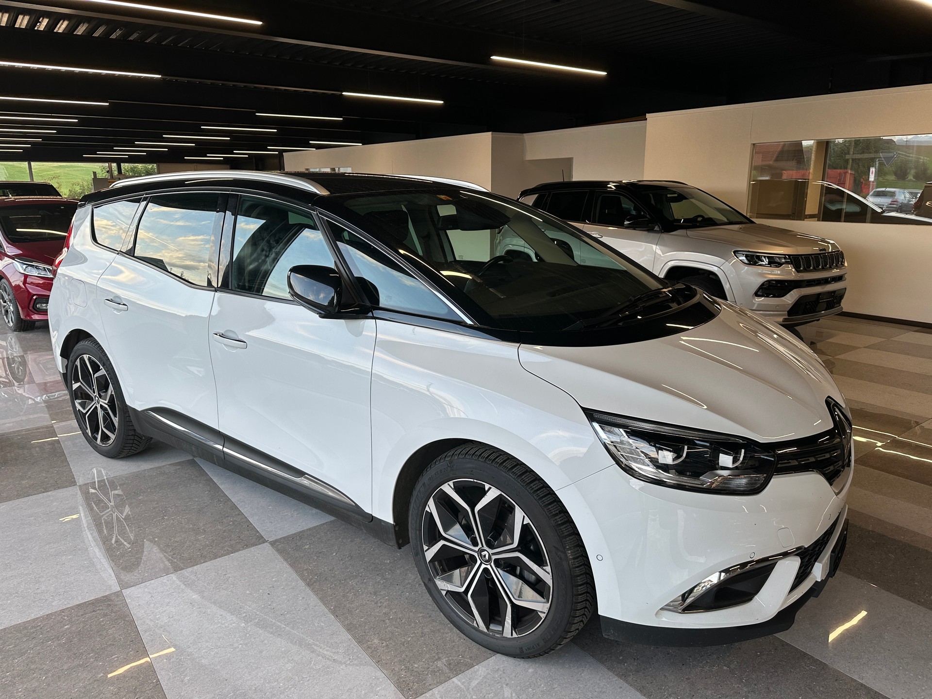 RENAULT Grand Scénic 1.3 16V Turbo Intens EDC 7 pl.-image-4