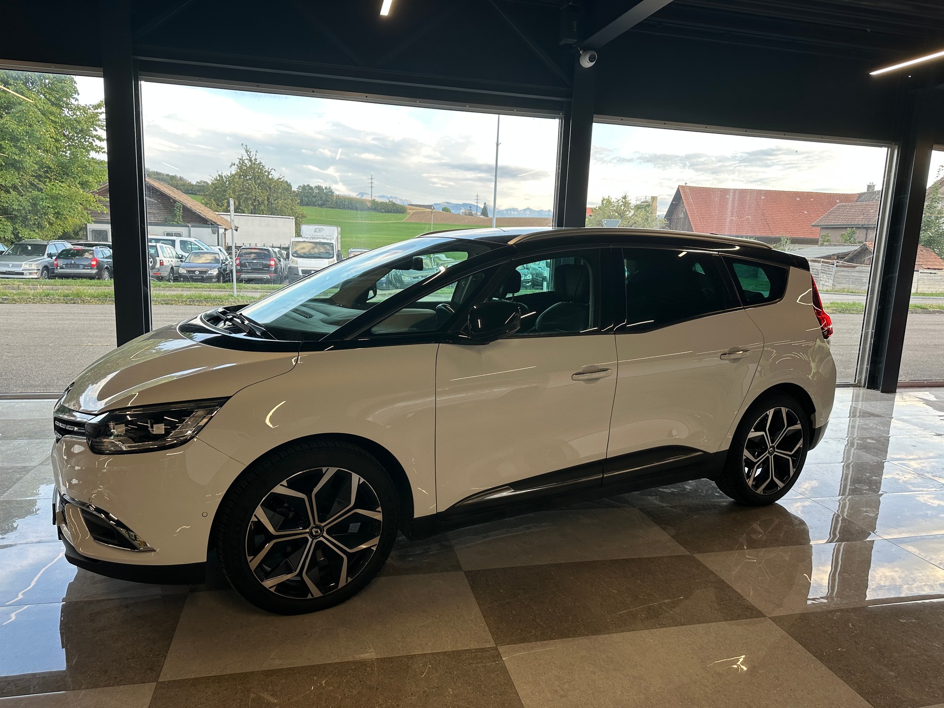 RENAULT Grand Scénic 1.3 16V Turbo Intens EDC 7 pl.-image-0