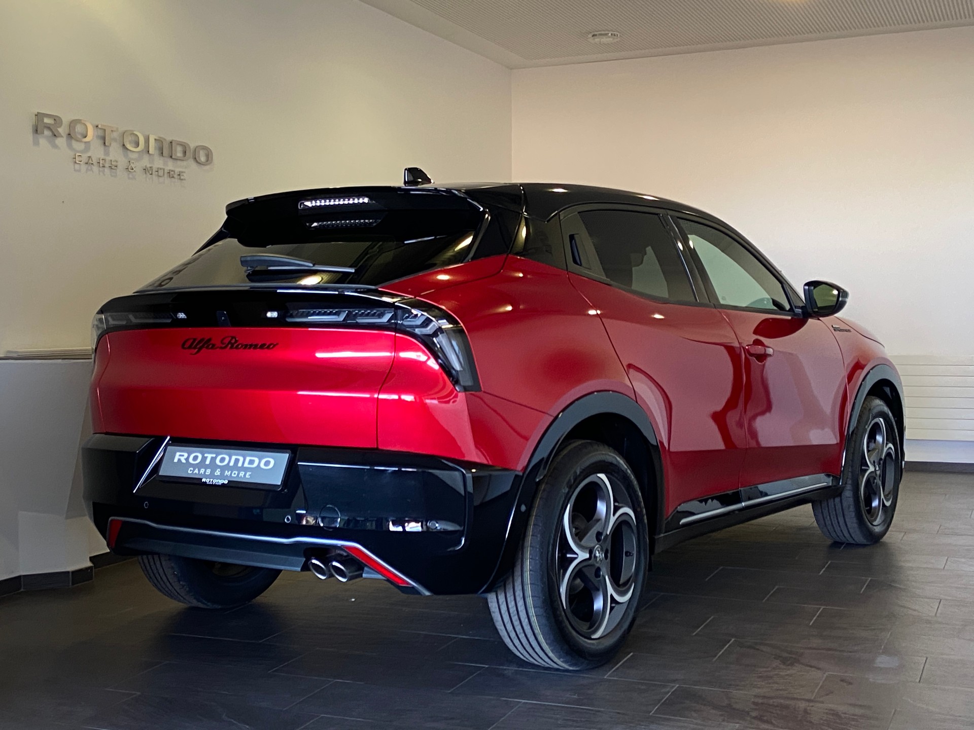 ALFA ROMEO Junior 1.2 48V Hybrid Sport Speciale Tech Sky MY26-showroom-element-1
