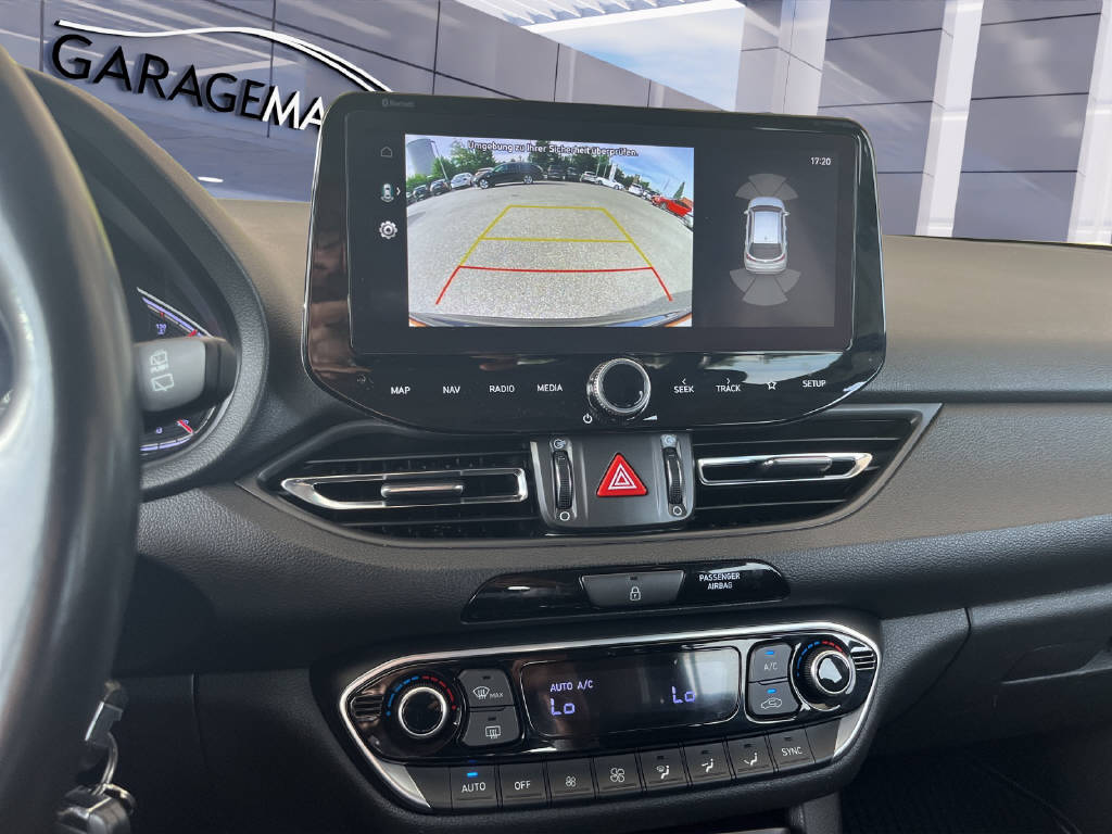 HYUNDAI i30 Wagon 1.5 T-GDi Amplia-image-14