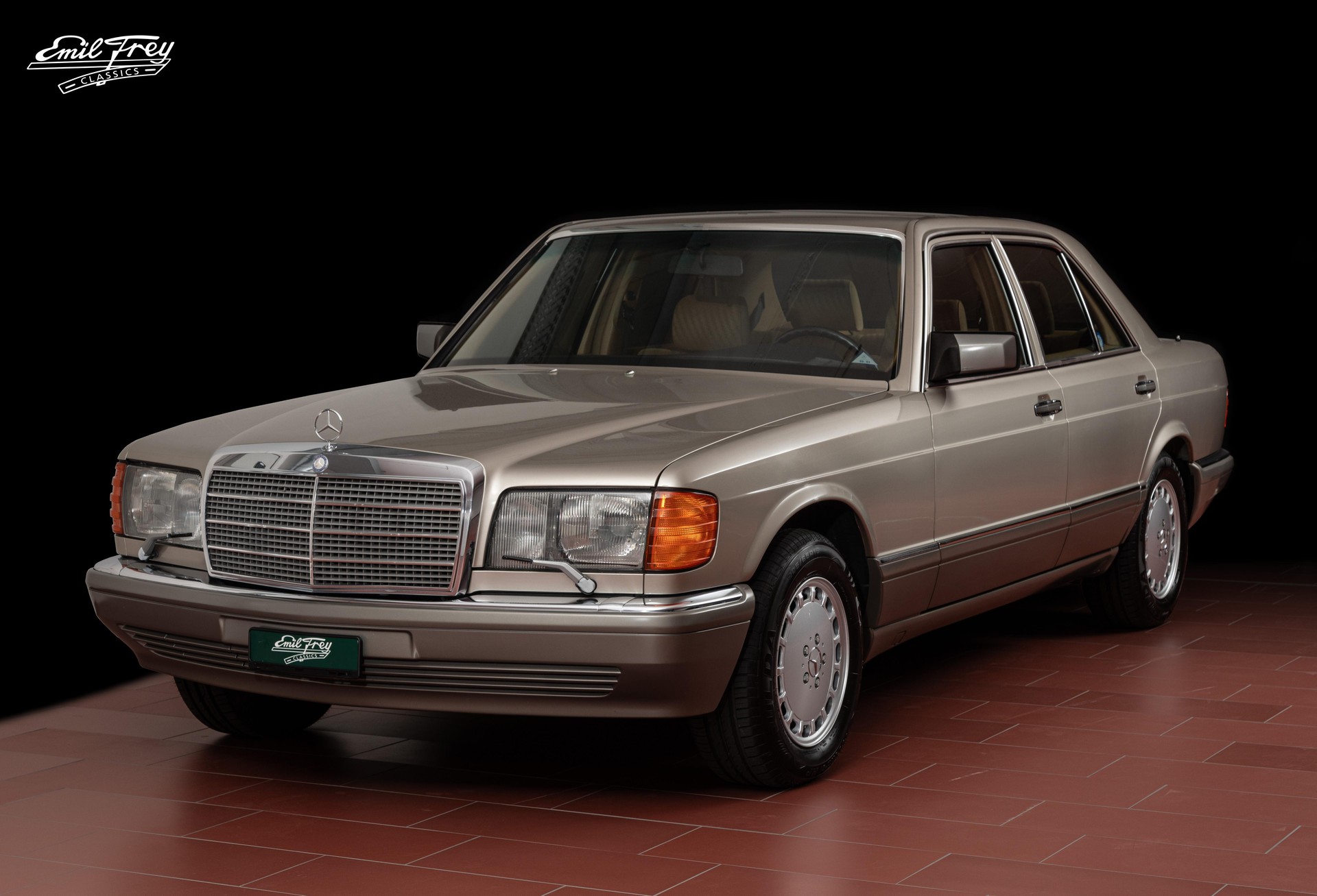 MERCEDES-BENZ SE W126-image-0