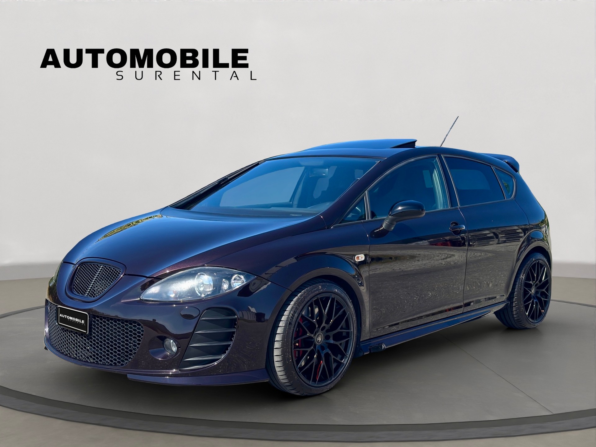 SEAT Leon 2.0 TSI Cupra-image-0