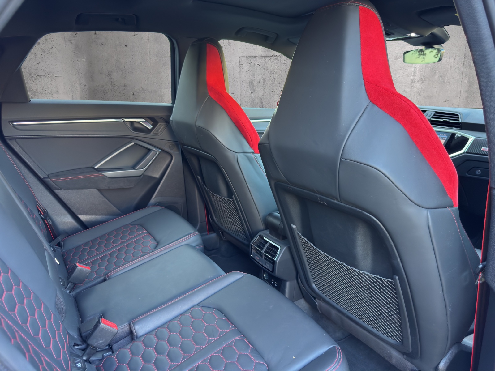 AUDI RS Q3 Sportback quattro S tronic-image-14