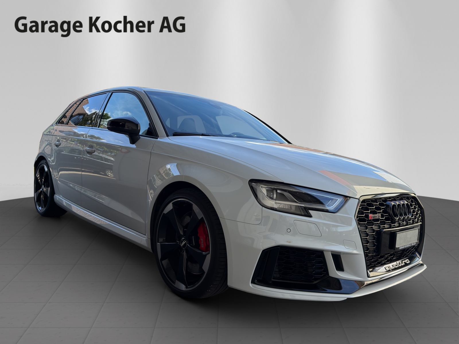 AUDI RS3 Sportback 2.5 TSI quattro S-tronic-image-6
