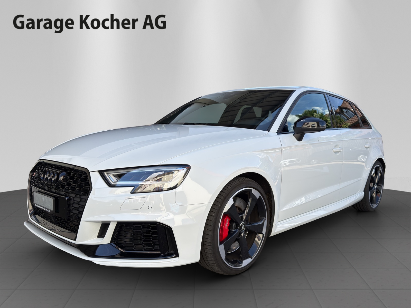 AUDI RS3 Sportback 2.5 TSI quattro S-tronic-image-0