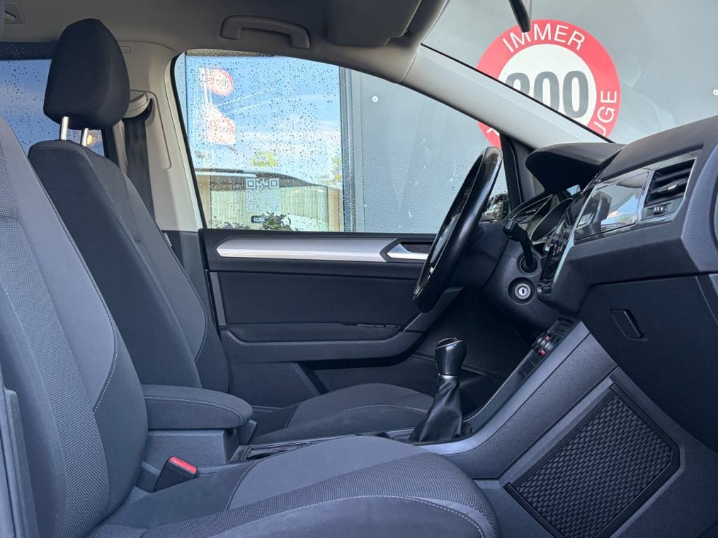 VW Touran 1.4 TSI BlueMotion Technology Trendline-image-5