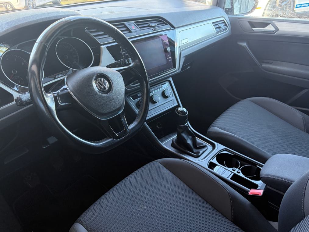 VW Touran 1.4 TSI BlueMotion Technology Trendline-image-3