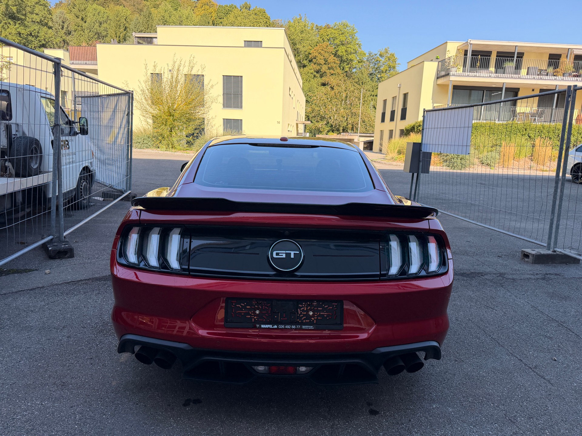 FORD Mustang Fastback 5.0 V8 GT Automat-image-5