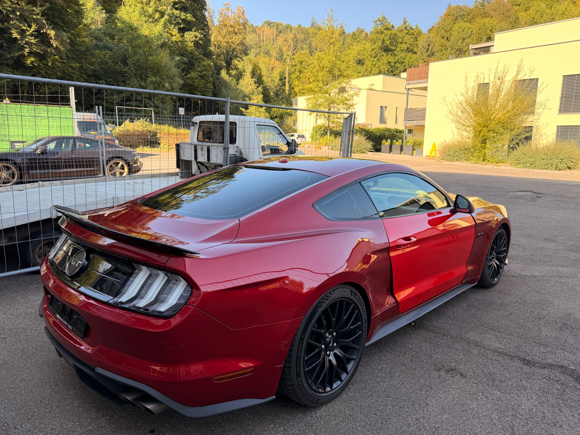 FORD Mustang Fastback 5.0 V8 GT Automat-image-3