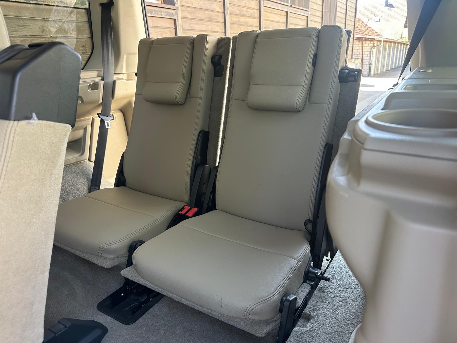 LAND ROVER Discovery 5.0 V8 HSE Automatic-image-13