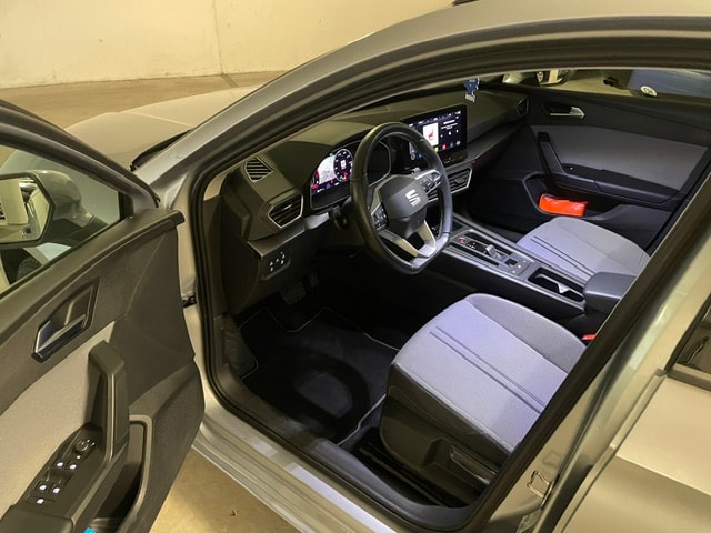 SEAT Leon ST 2.0 TDI EVO DSG Style-image-4