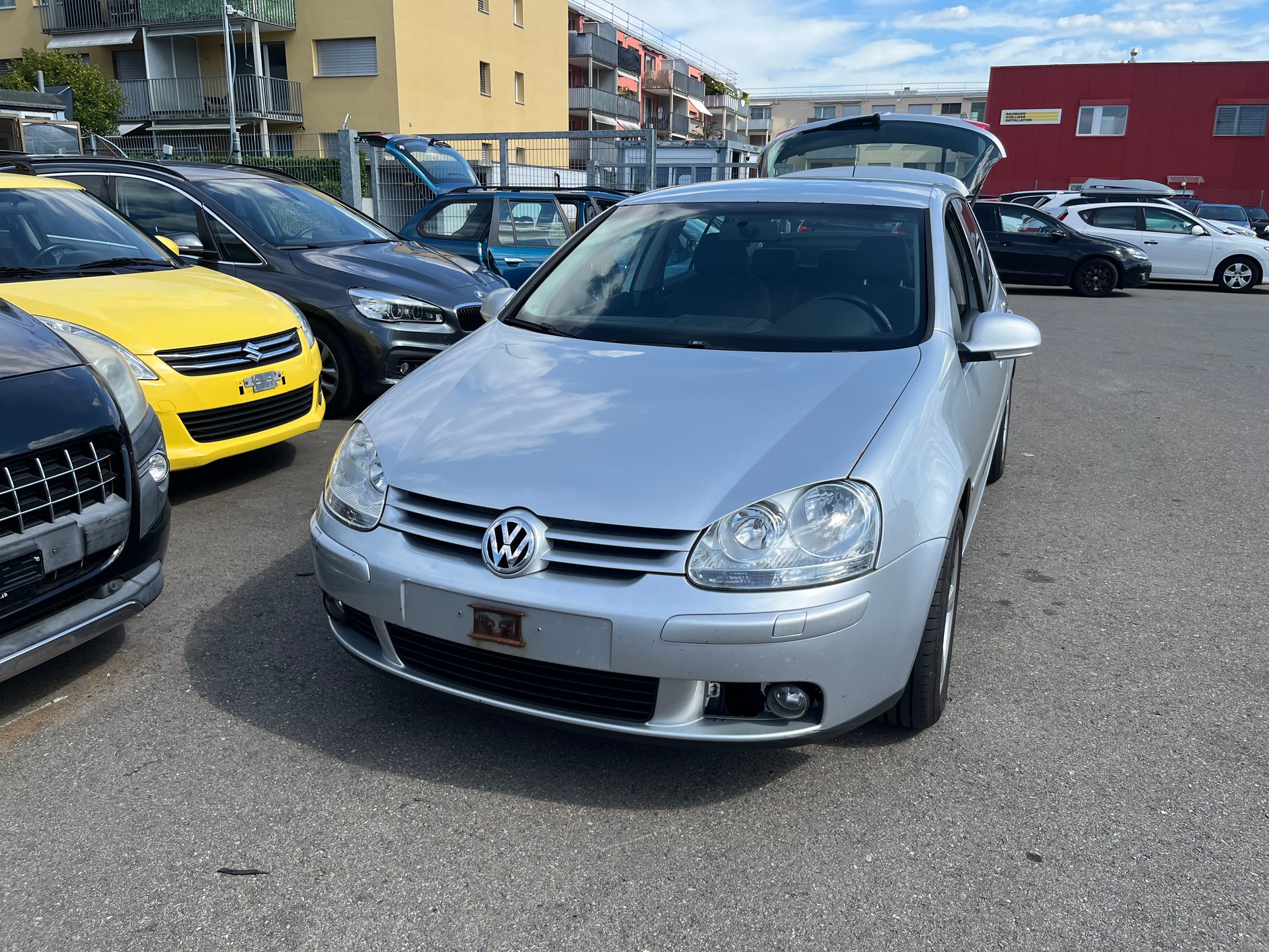VW Golf 1.9 TDI Trendline 4Motion-image-0