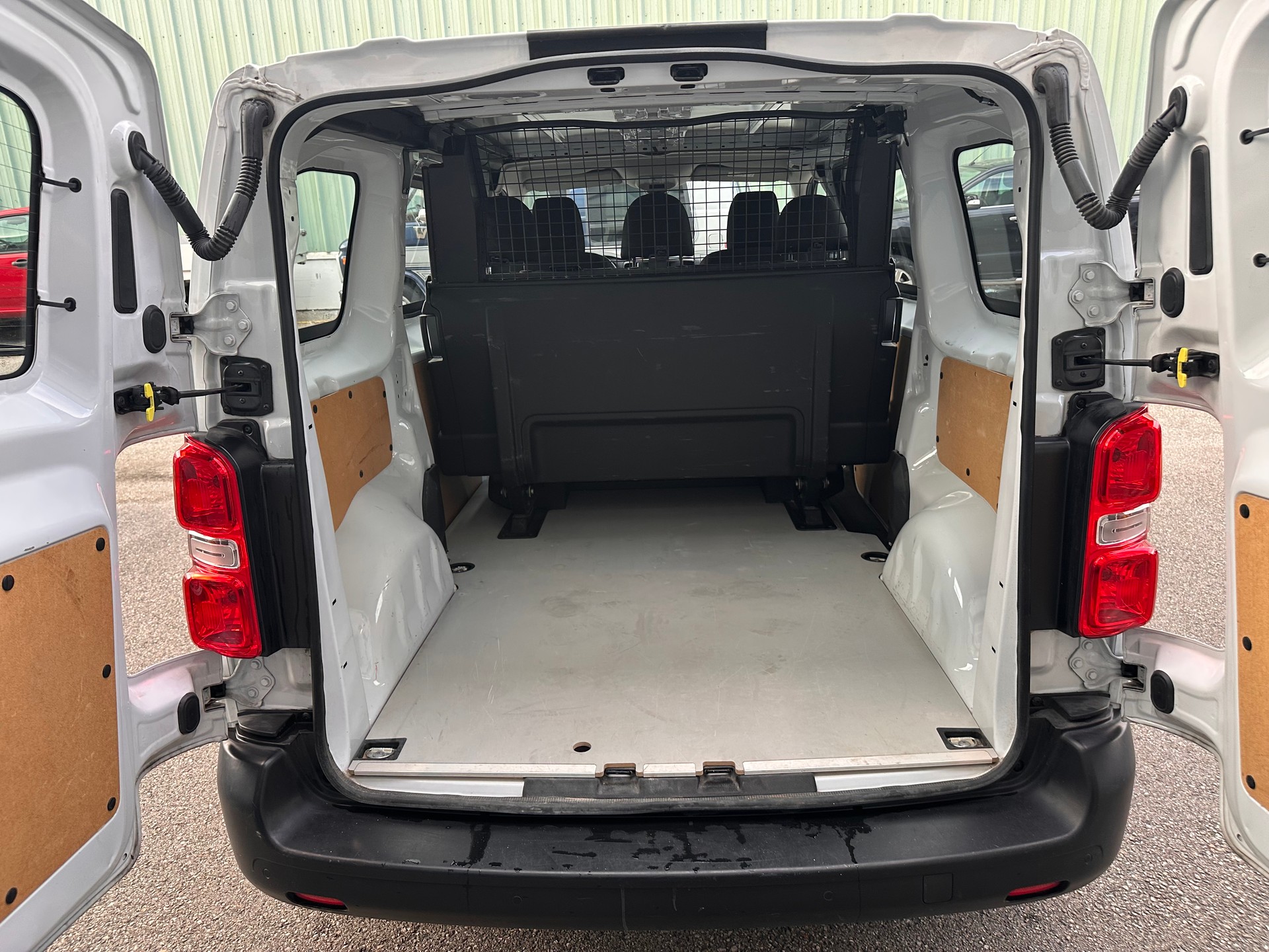 CITROEN Jumpy 1.5 BlueHDi 120 S&S M DK Variabel BVM6-image-9