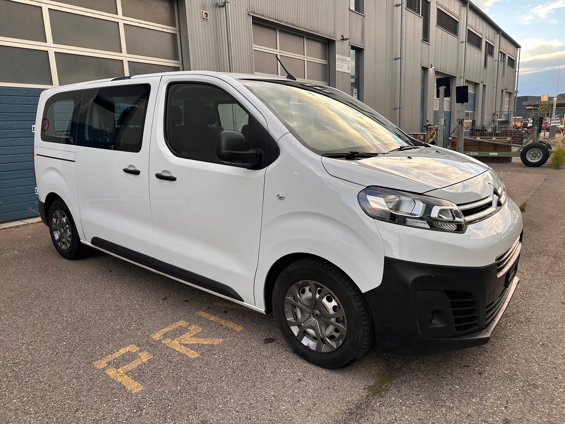 CITROEN Jumpy 1.5 BlueHDi 120 S&S M DK Variabel BVM6-image-1