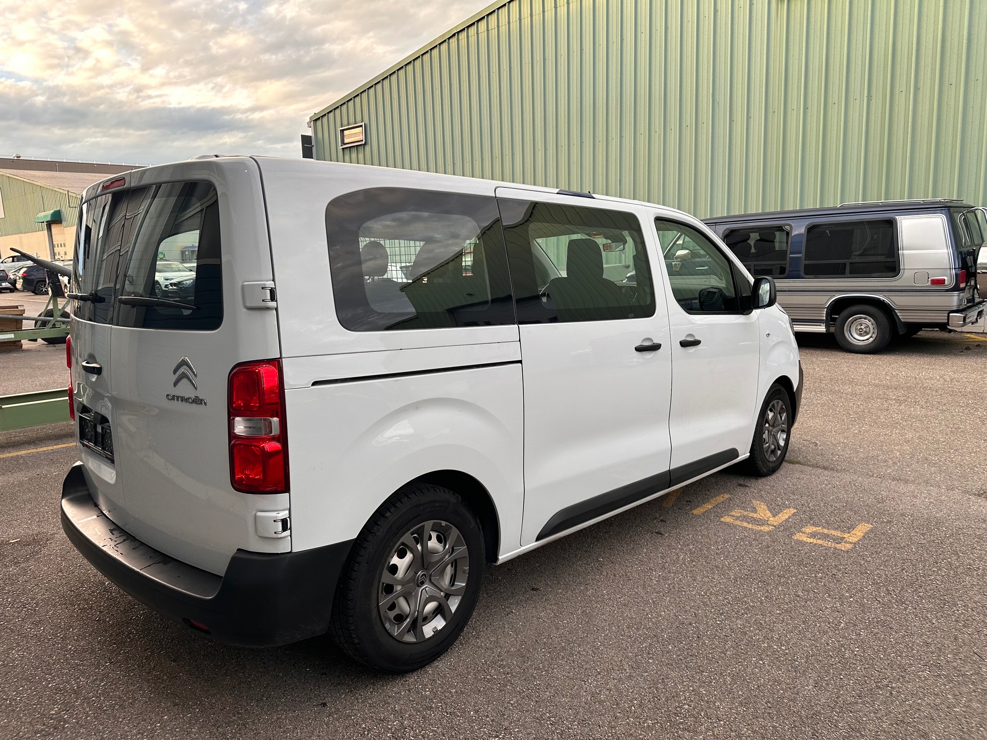 CITROEN Jumpy 1.5 BlueHDi 120 S&S M DK Variabel BVM6-image-4