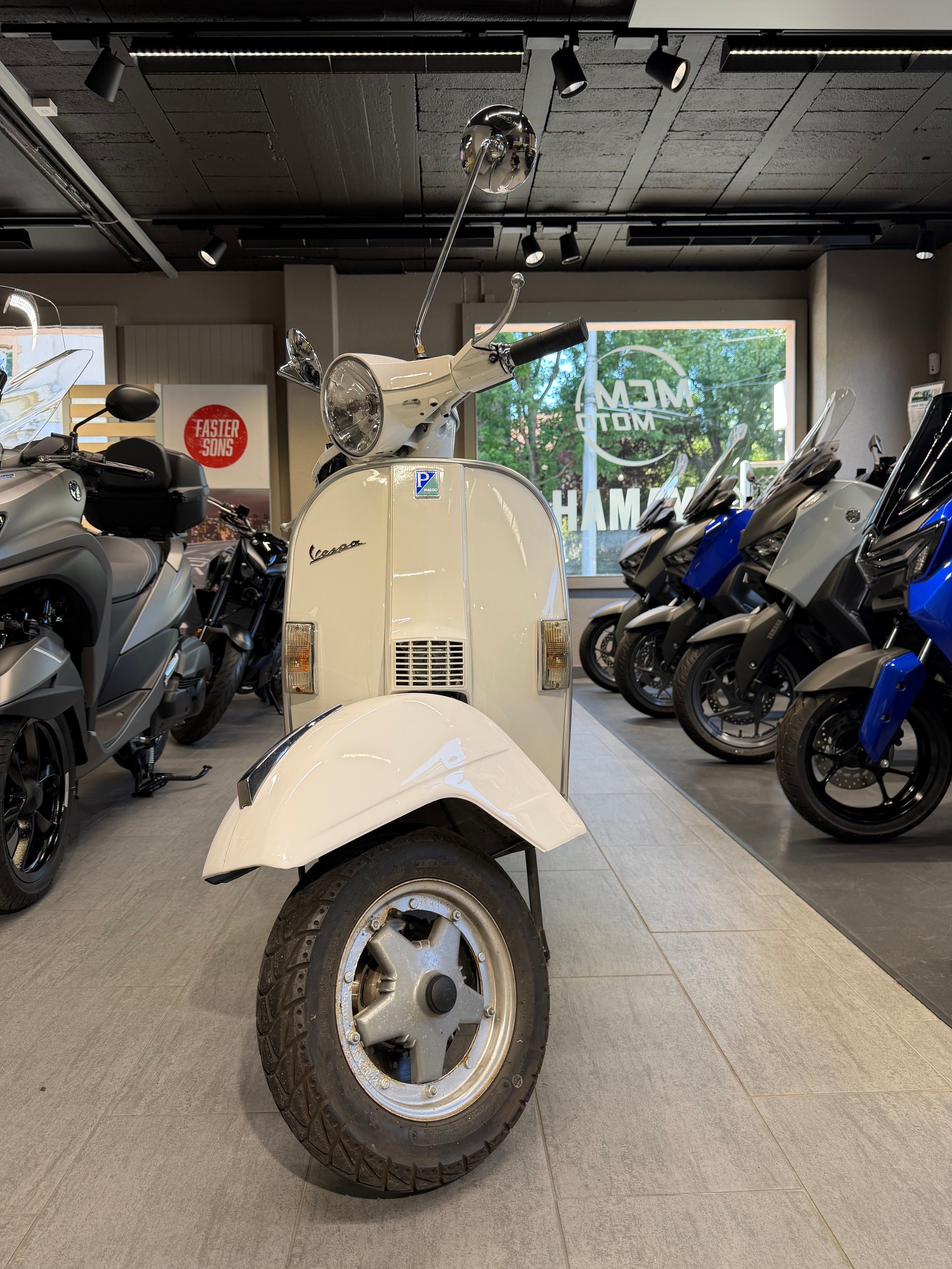 PIAGGIO Vespa PX 125