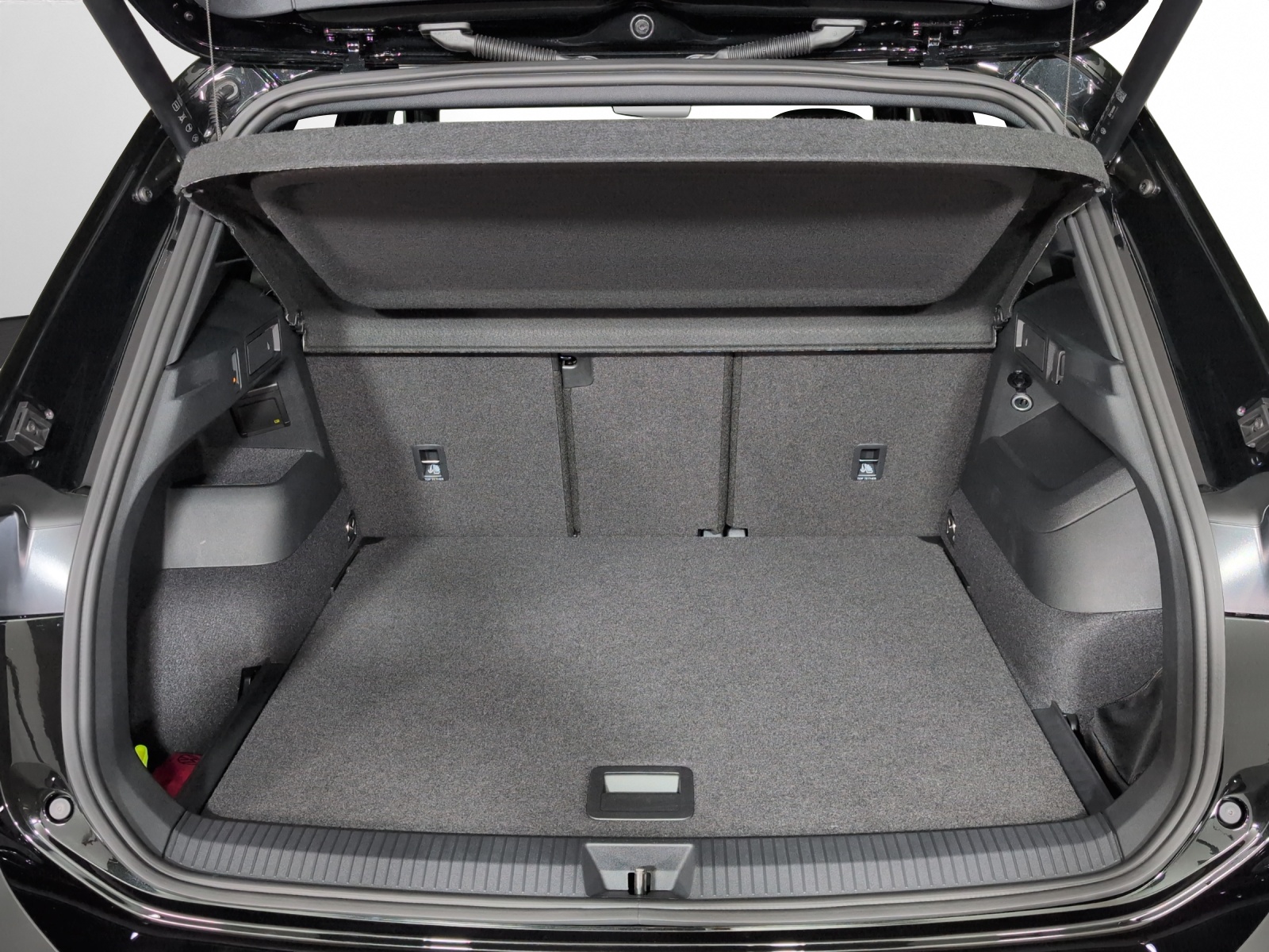VW Tiguan 2.0 TSI DSG R-Line United 4Motion-image-16