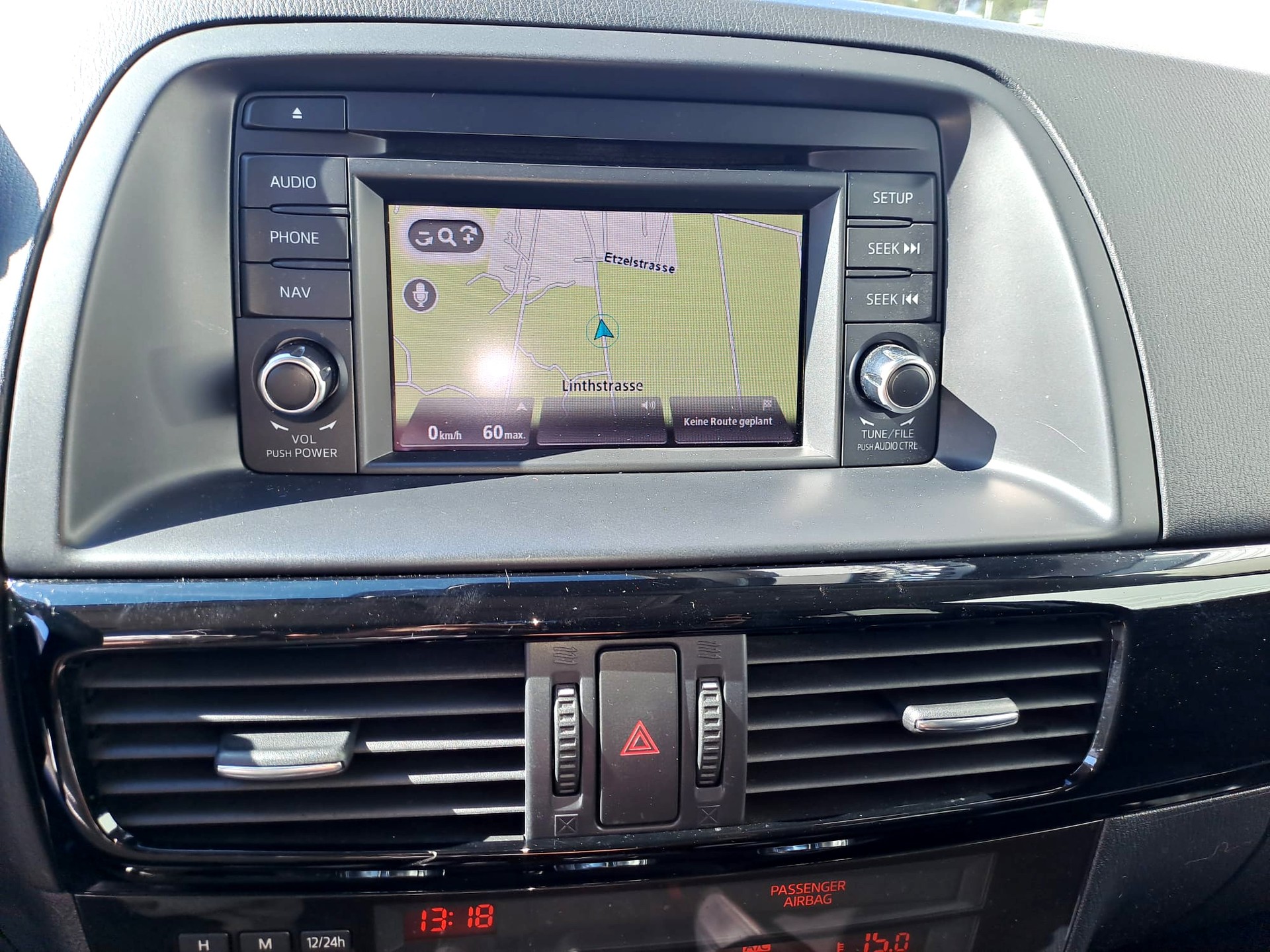 MAZDA CX-5 2.0 Revolution AWD Automatic-image-11
