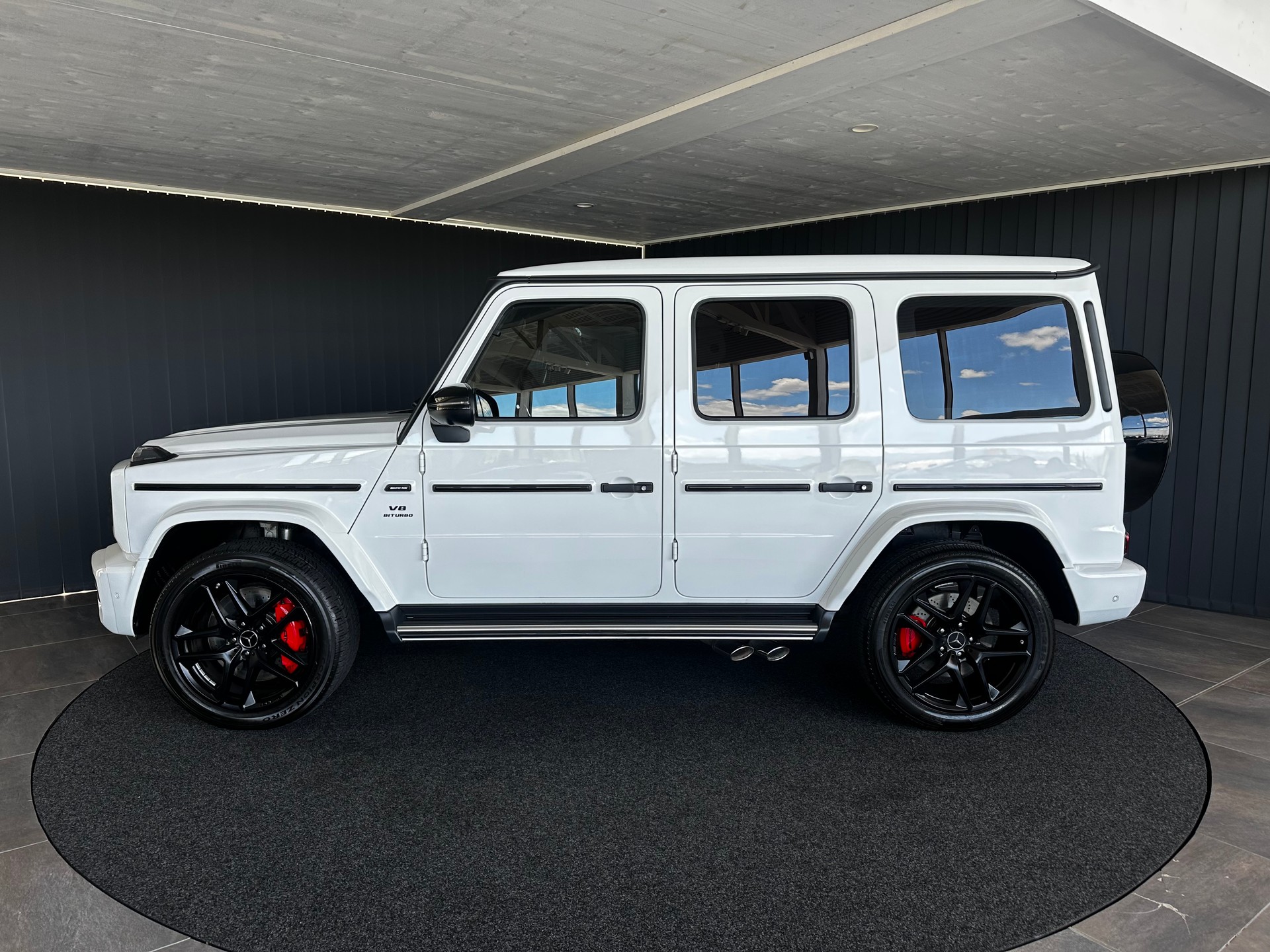 MERCEDES-BENZ G 63 AMG-image-6