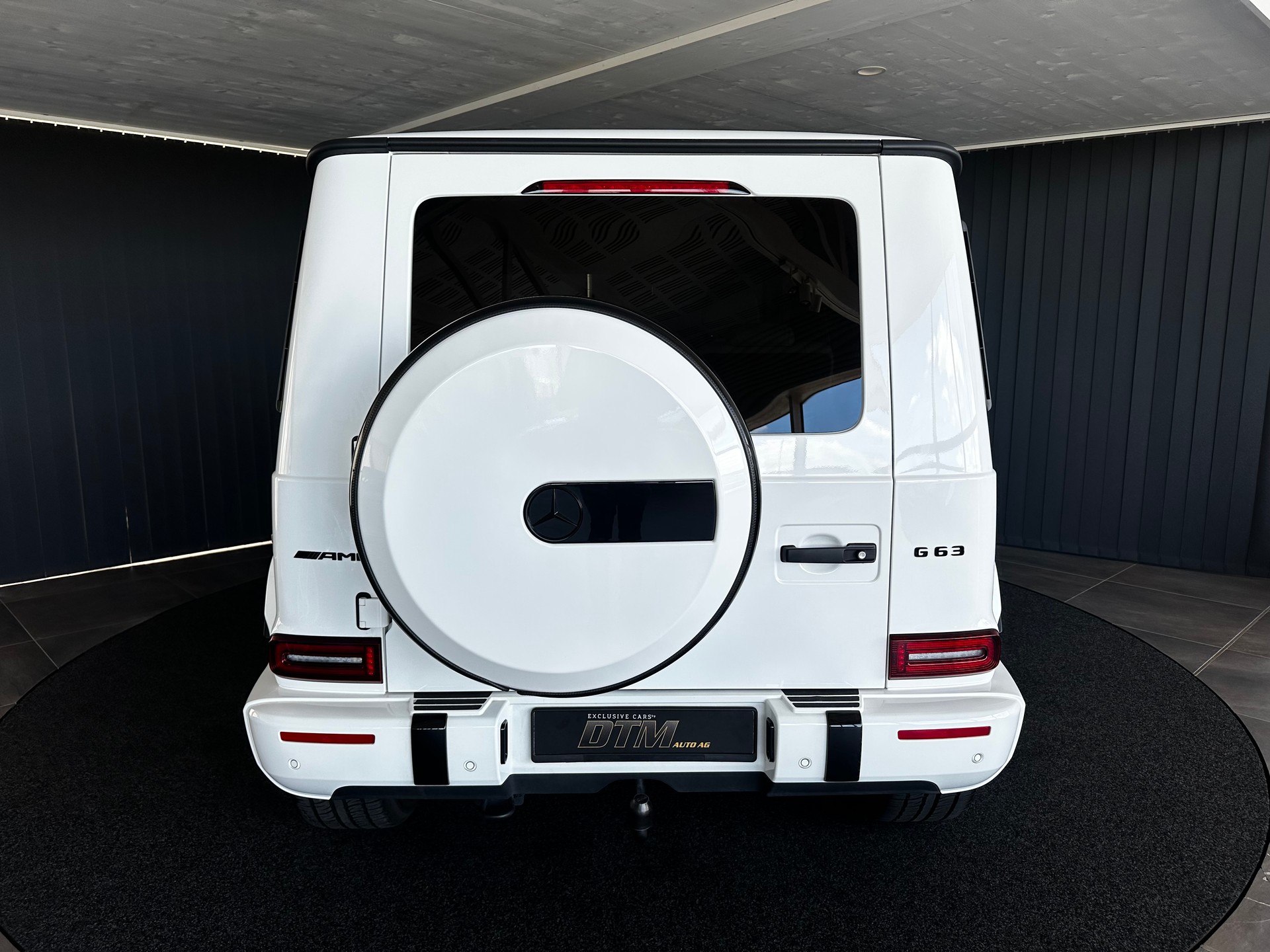 MERCEDES-BENZ G 63 AMG-image-4
