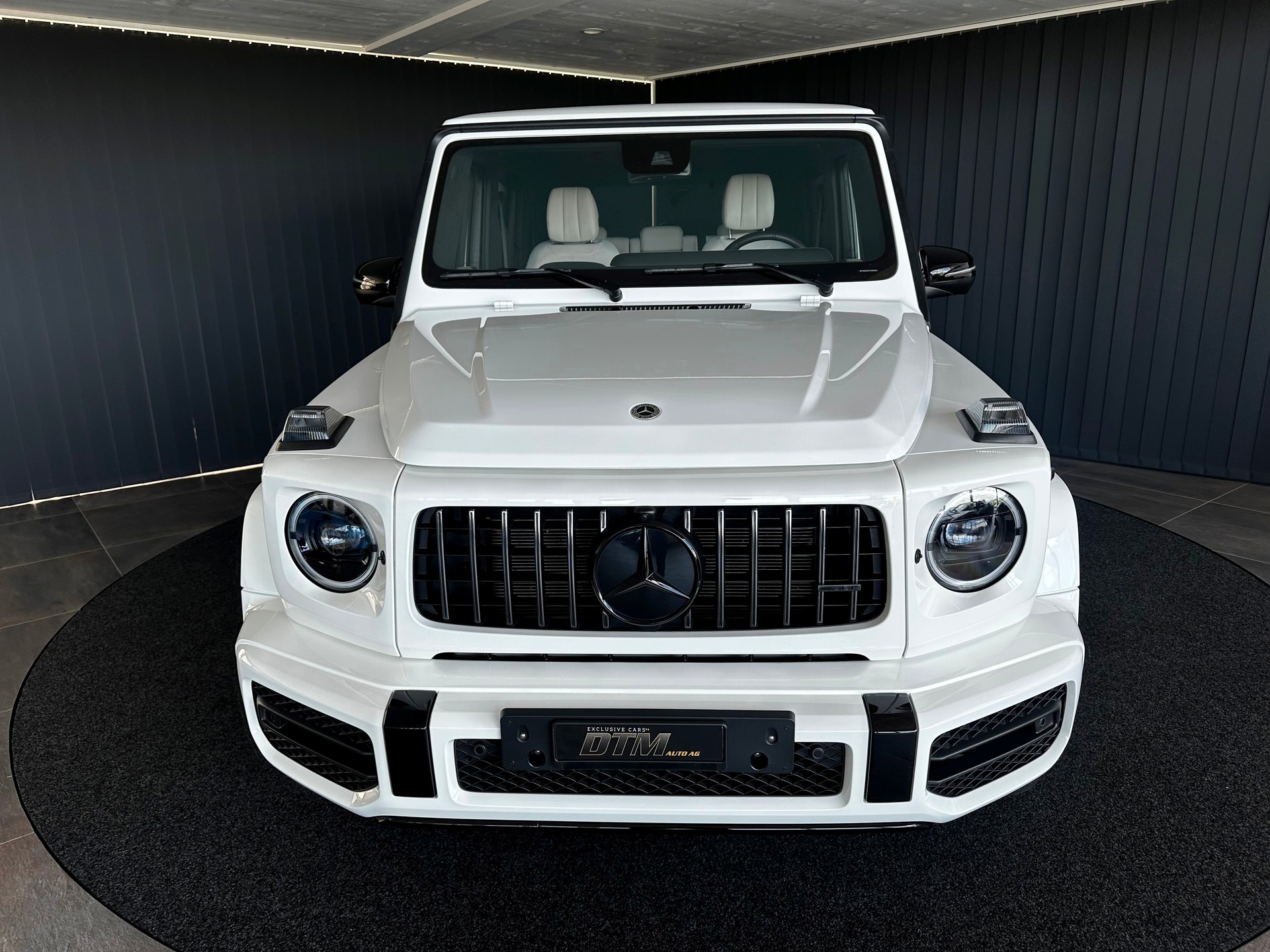 MERCEDES-BENZ G 63 AMG-image-1