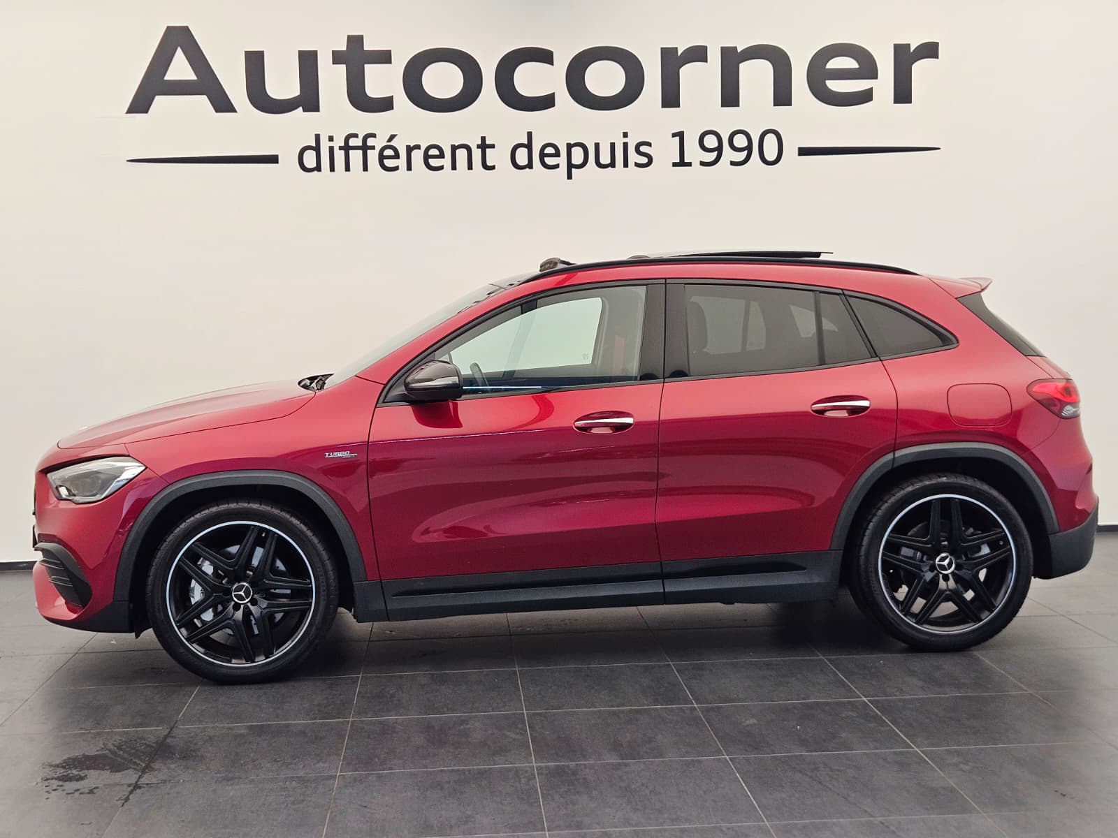 MERCEDES-BENZ GLA 35 AMG 4Matic 8G-Speedshift DCT-image-1