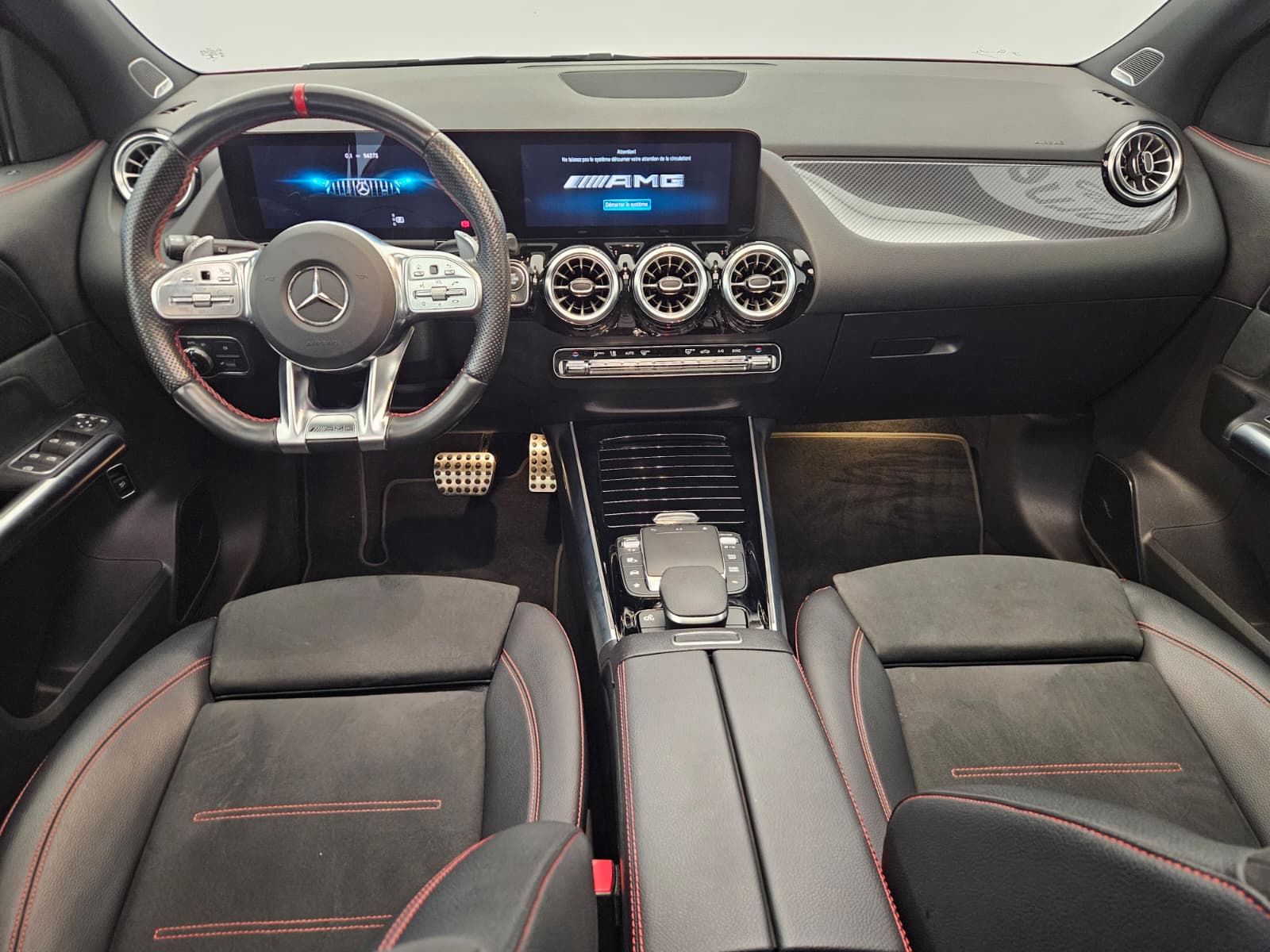 MERCEDES-BENZ GLA 35 AMG 4Matic 8G-Speedshift DCT-image-9