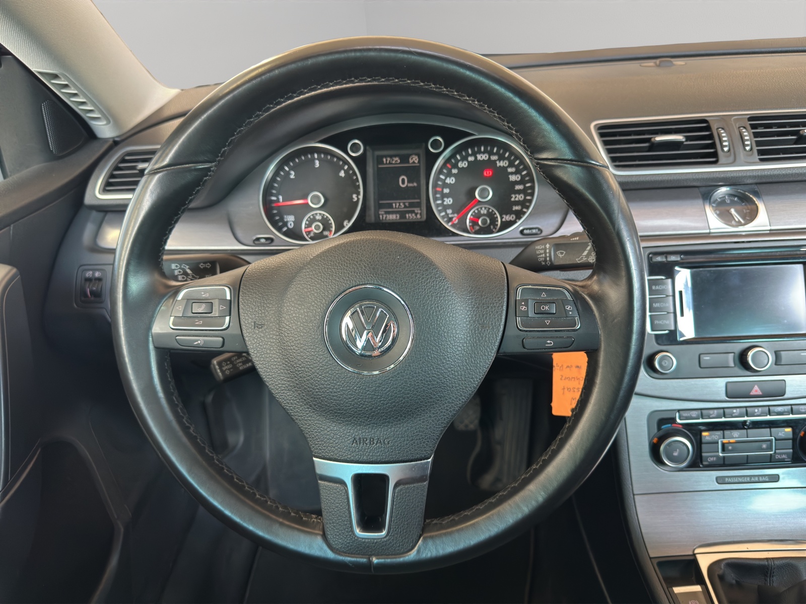 VW Passat Variant 2.0 TDI BMT Trendline-image-14